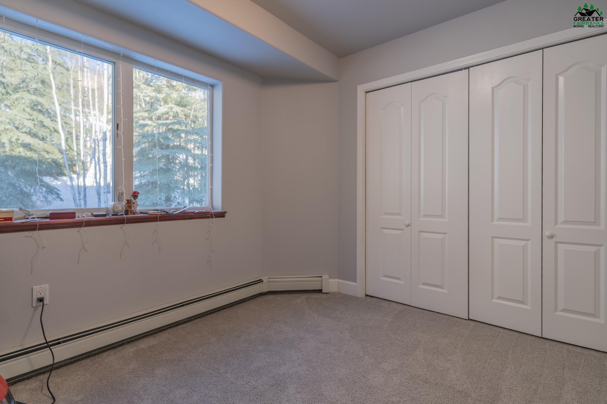 790 LAKLOEY DRIVE