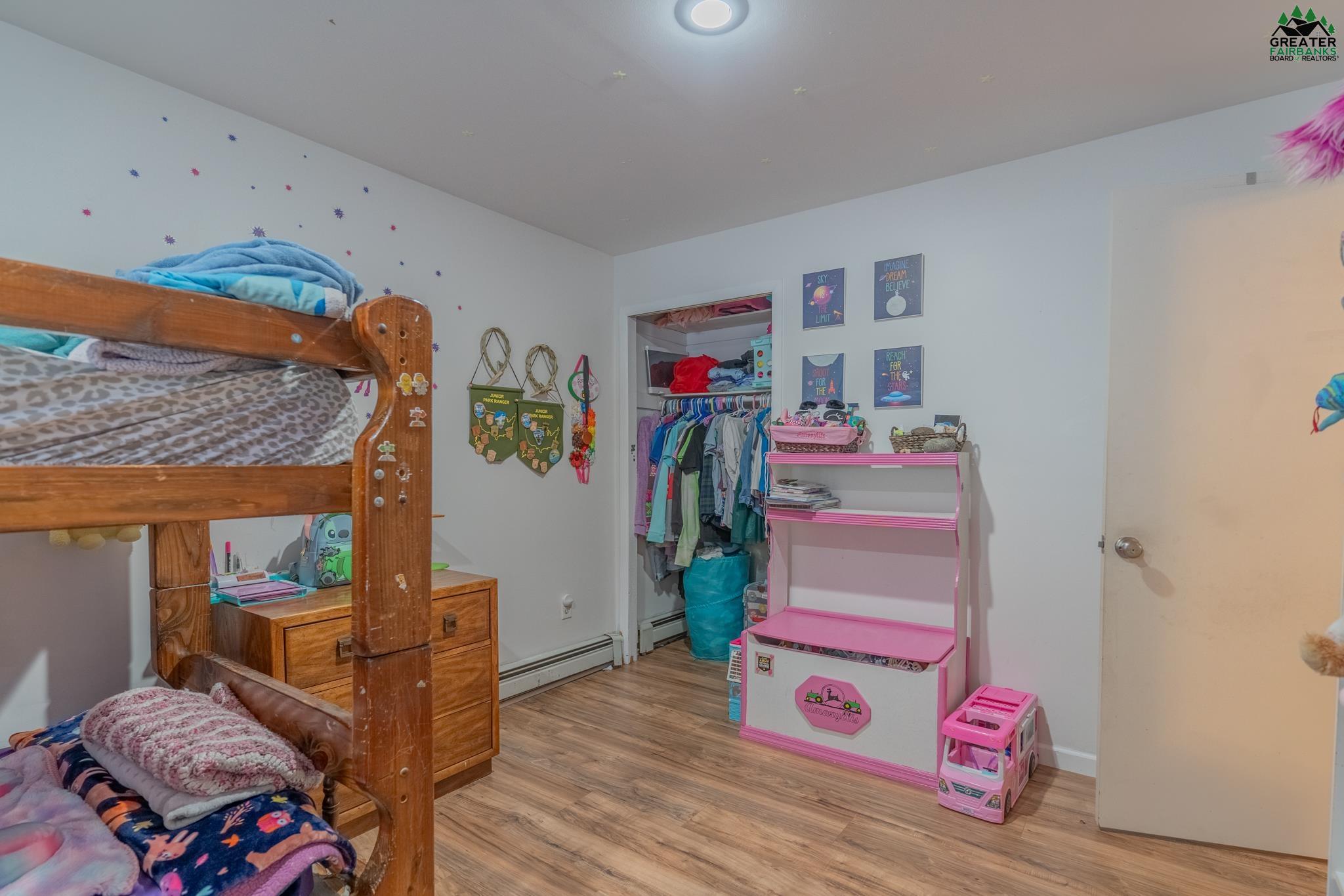 3361 FERNWOOD AVENUE