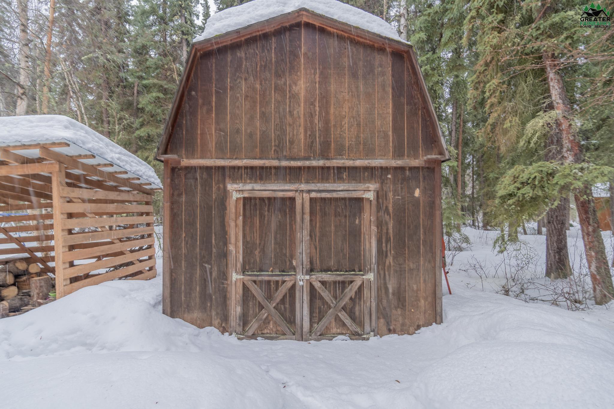 3361 FERNWOOD AVENUE