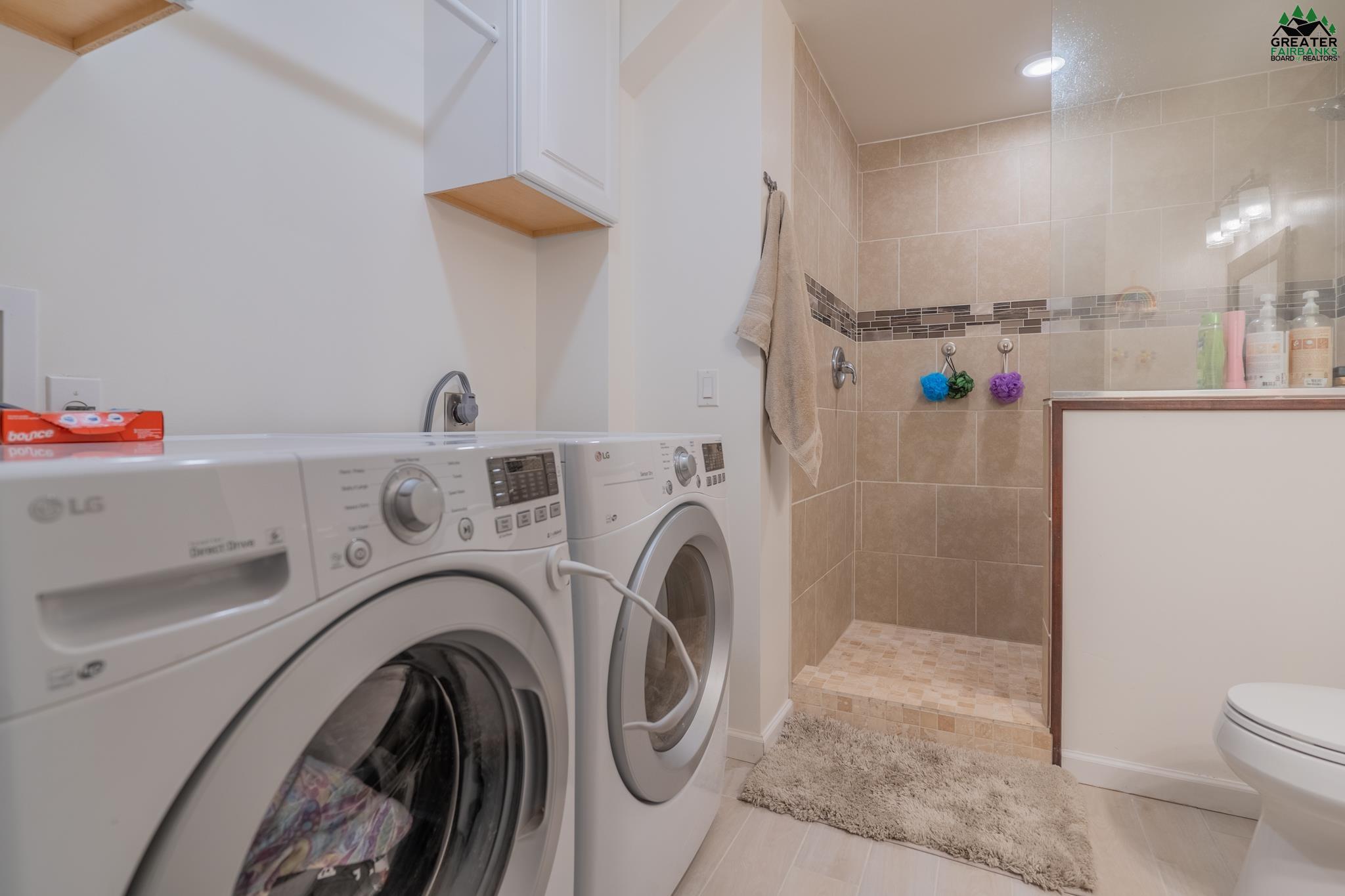 3361 FERNWOOD AVENUE