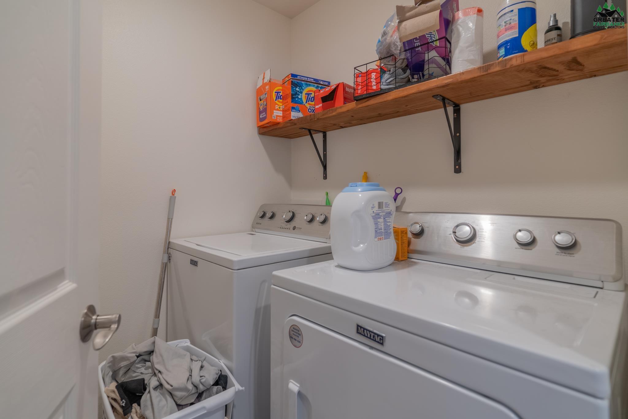 3208 SOUTH ATHENA CIRCLE