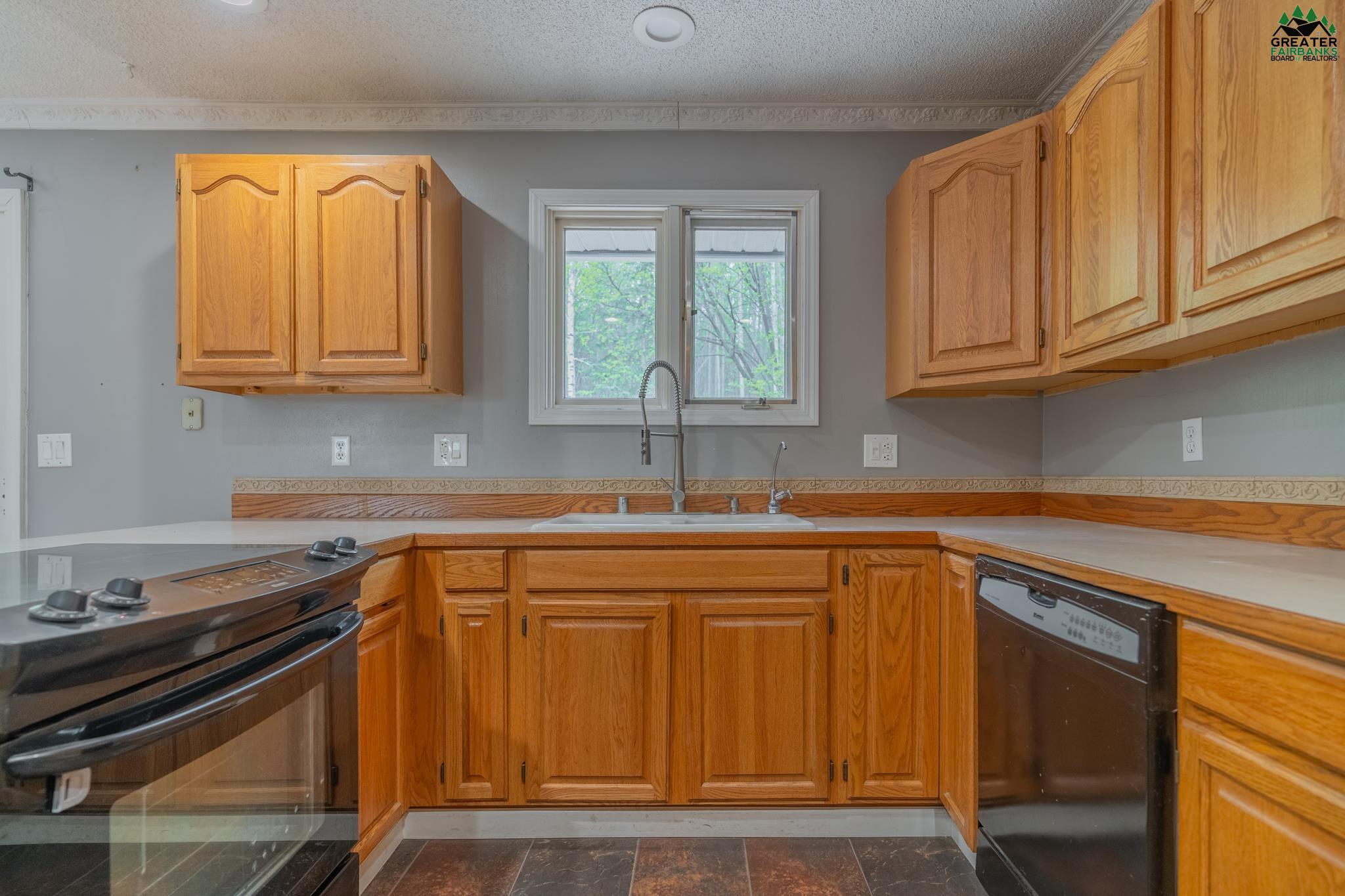 330 GOLD CLAIM AVENUE