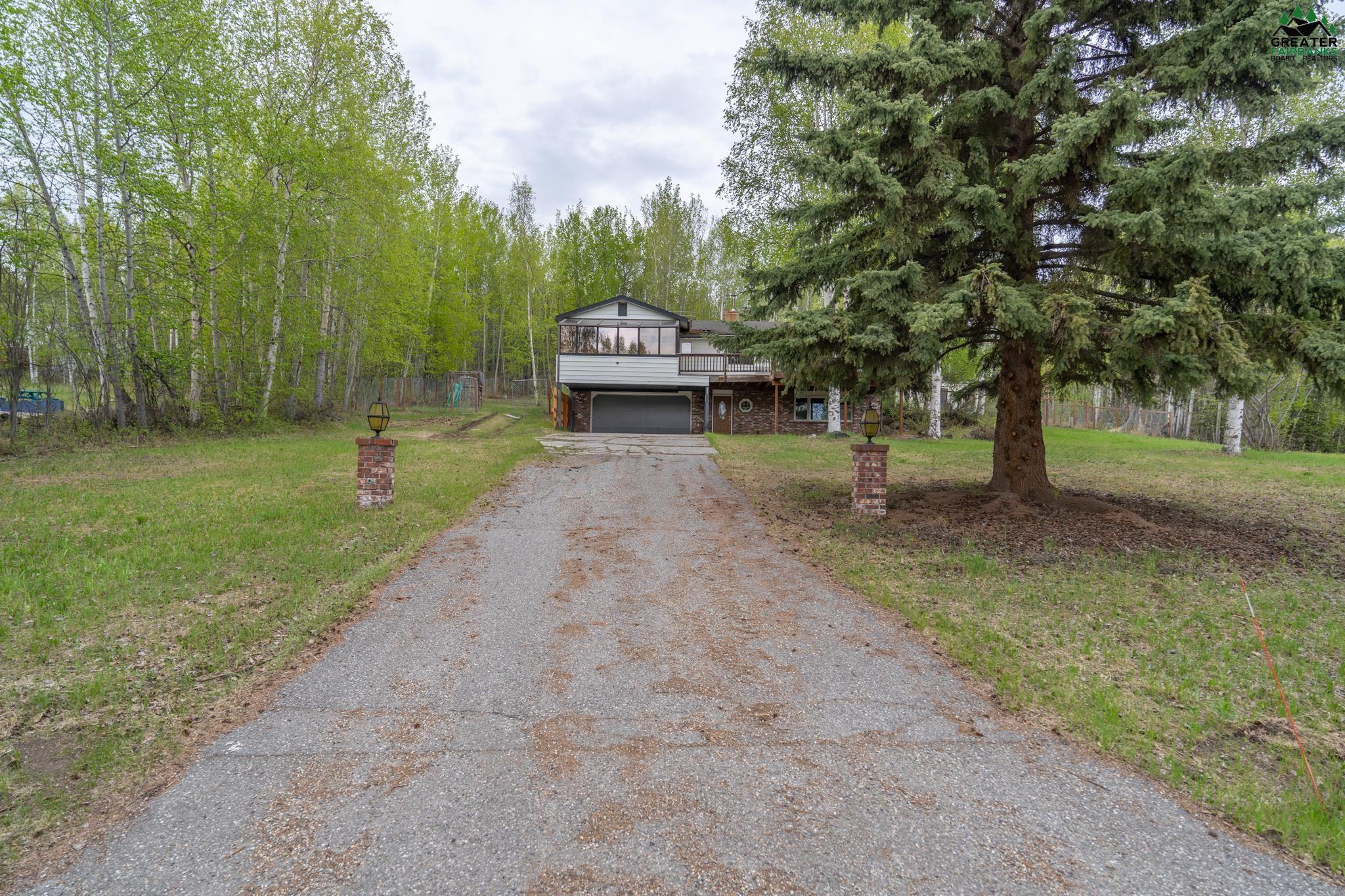 330 GOLD CLAIM AVENUE