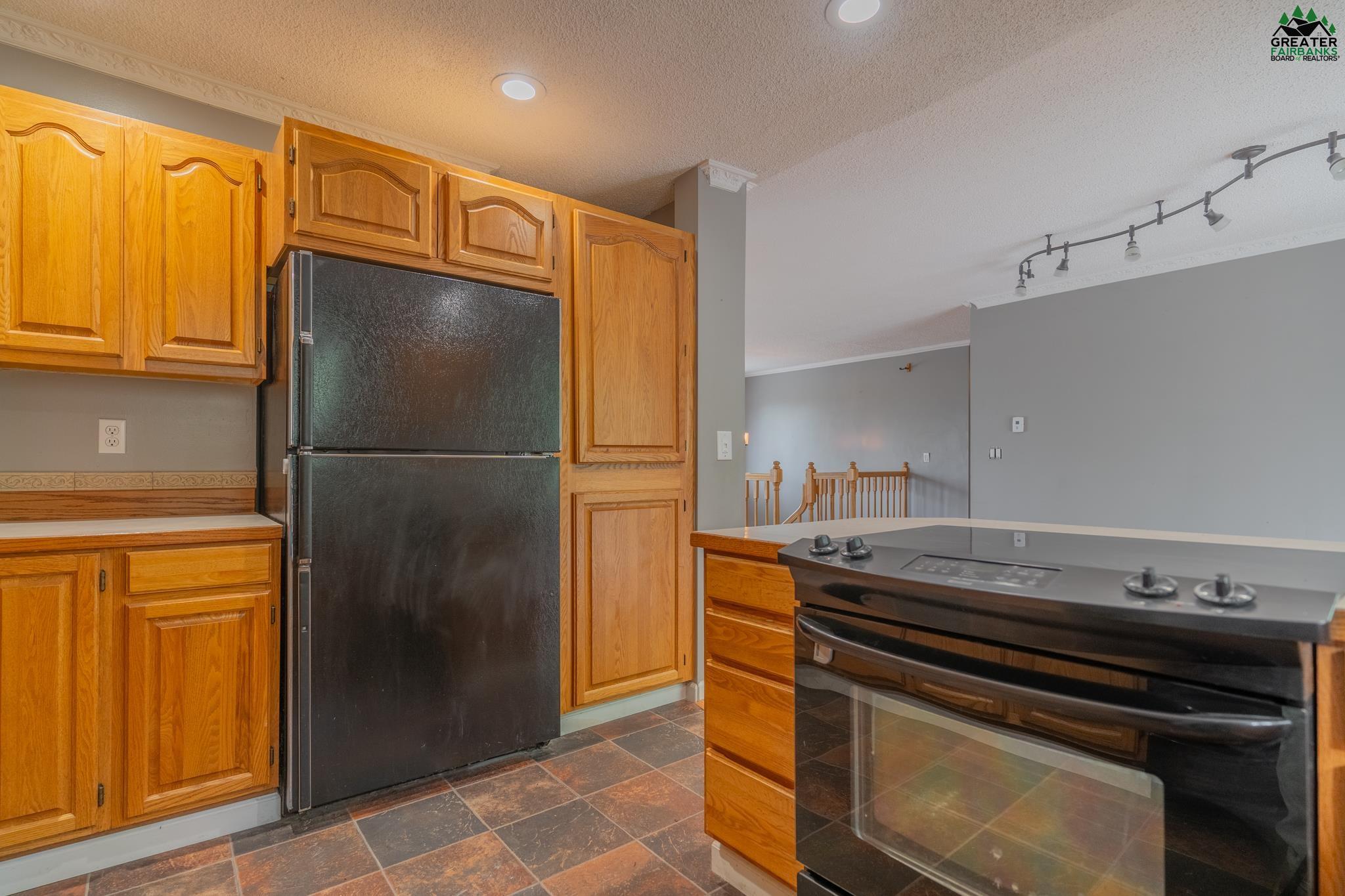 330 GOLD CLAIM AVENUE