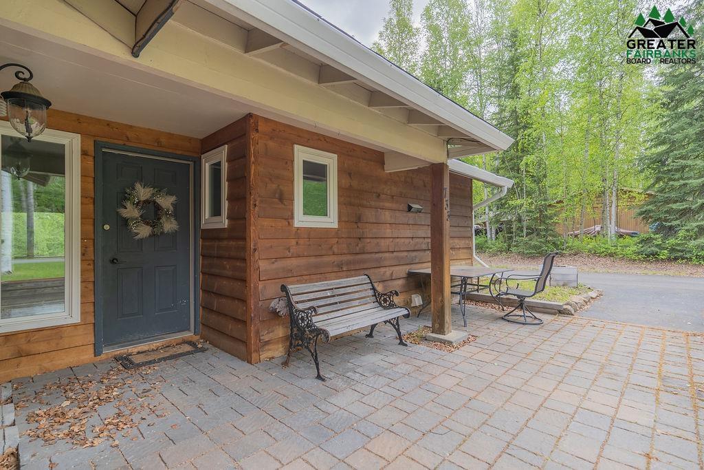 733 RIDGE LOOP ROAD