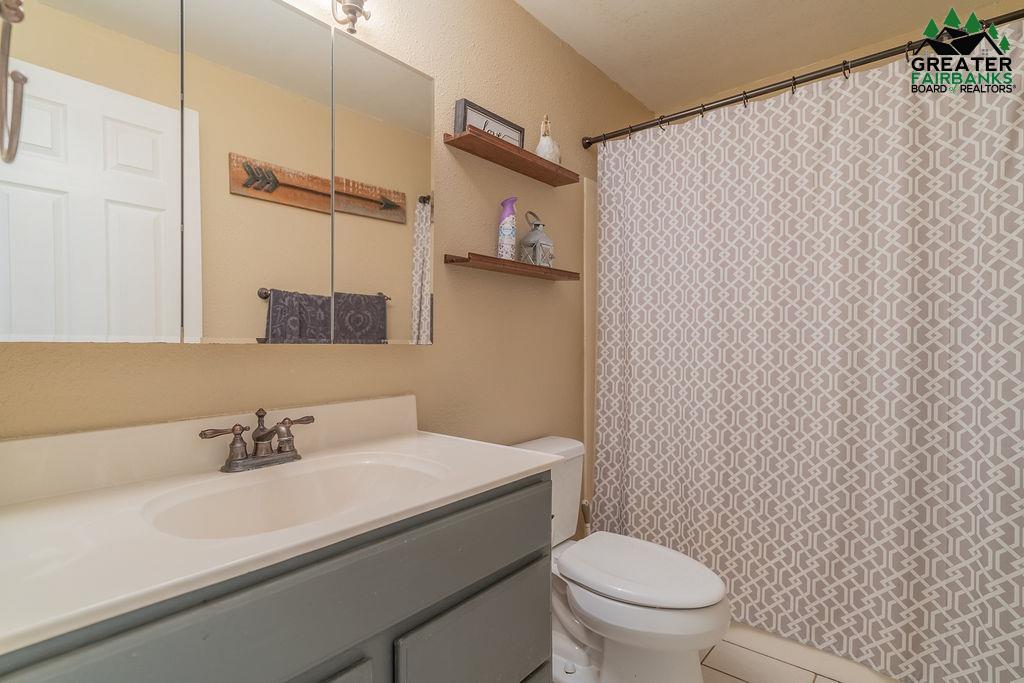 733 RIDGE LOOP ROAD