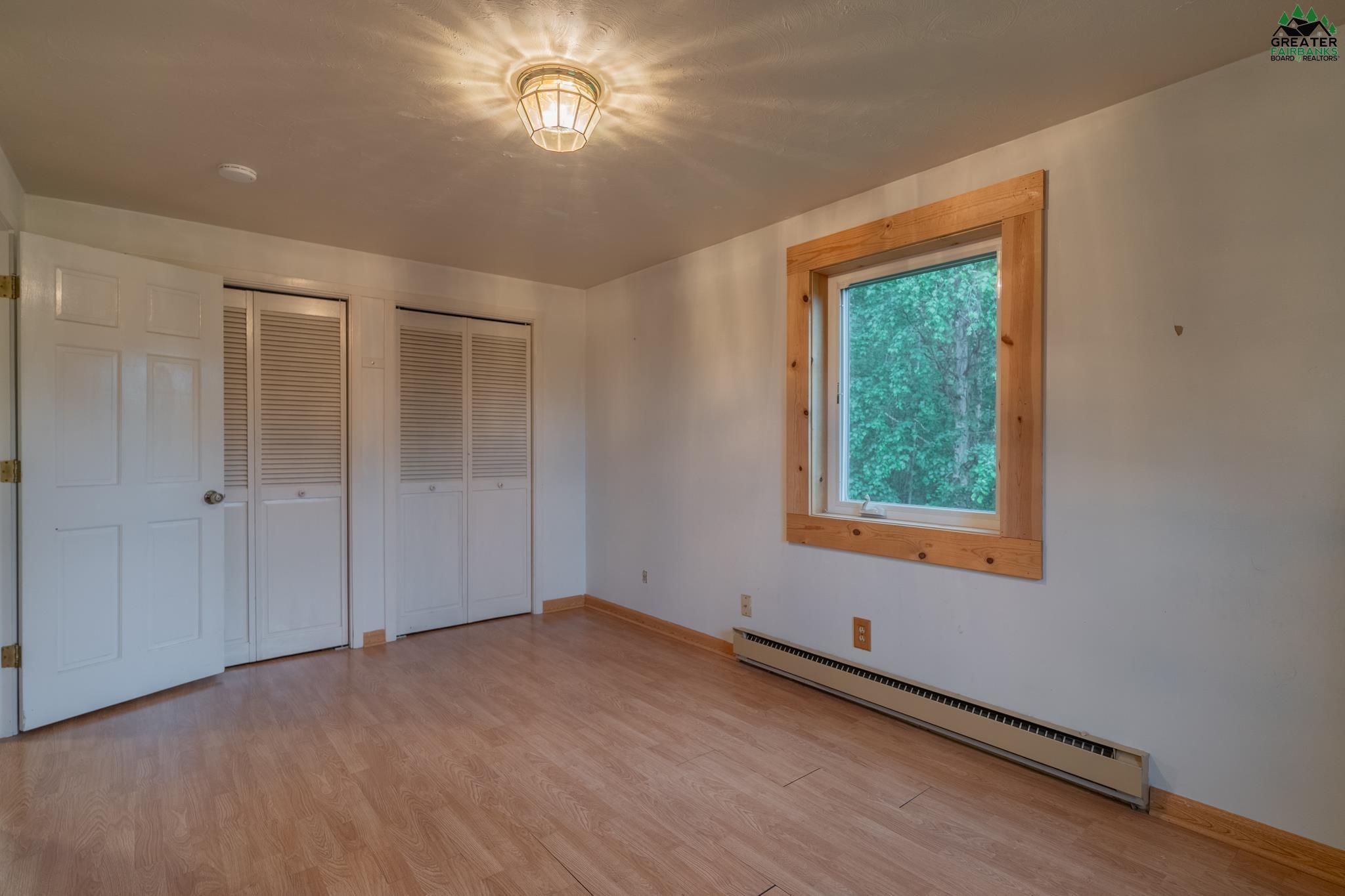 1089 VIOLET DRIVE