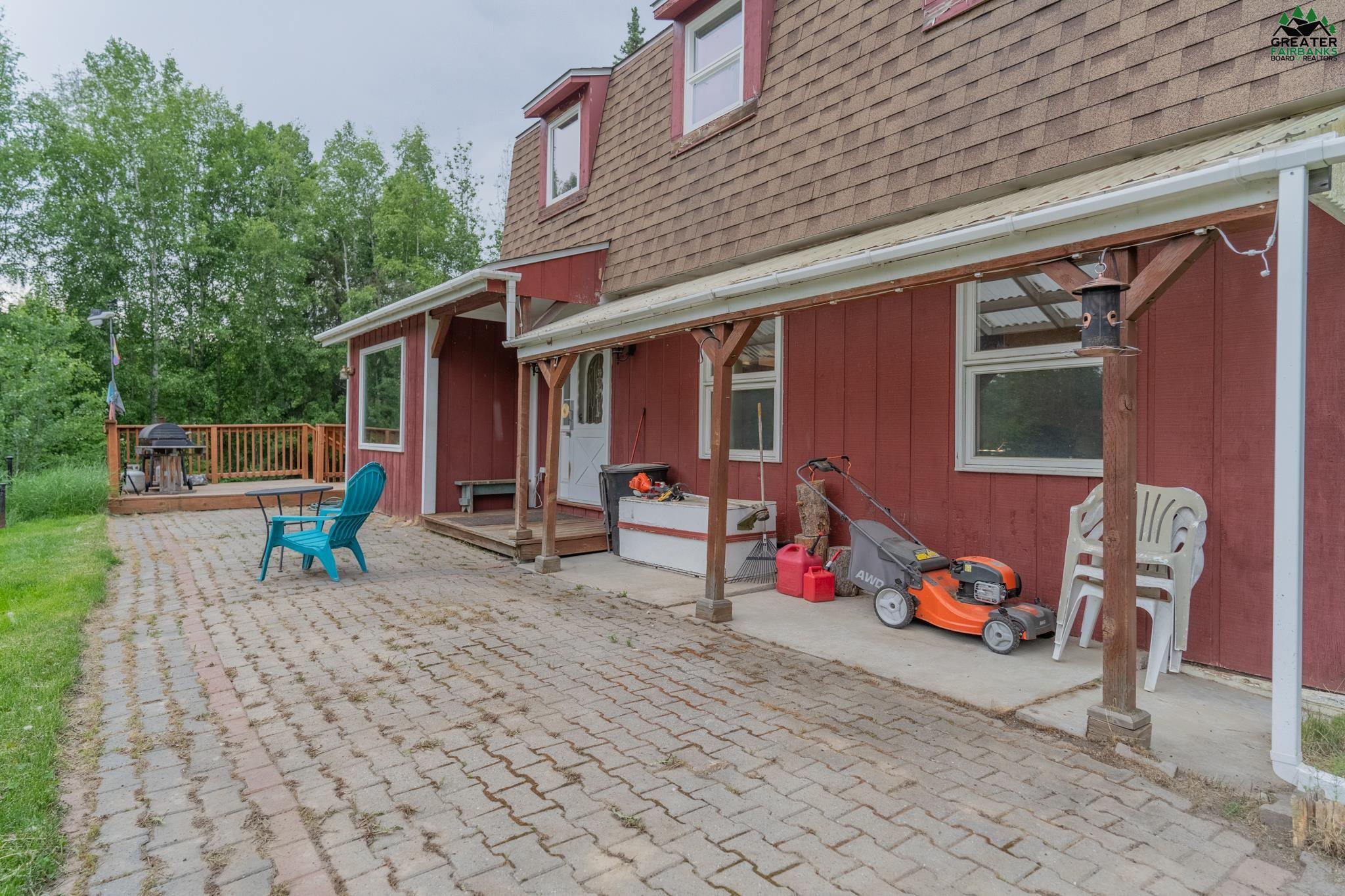 1089 VIOLET DRIVE