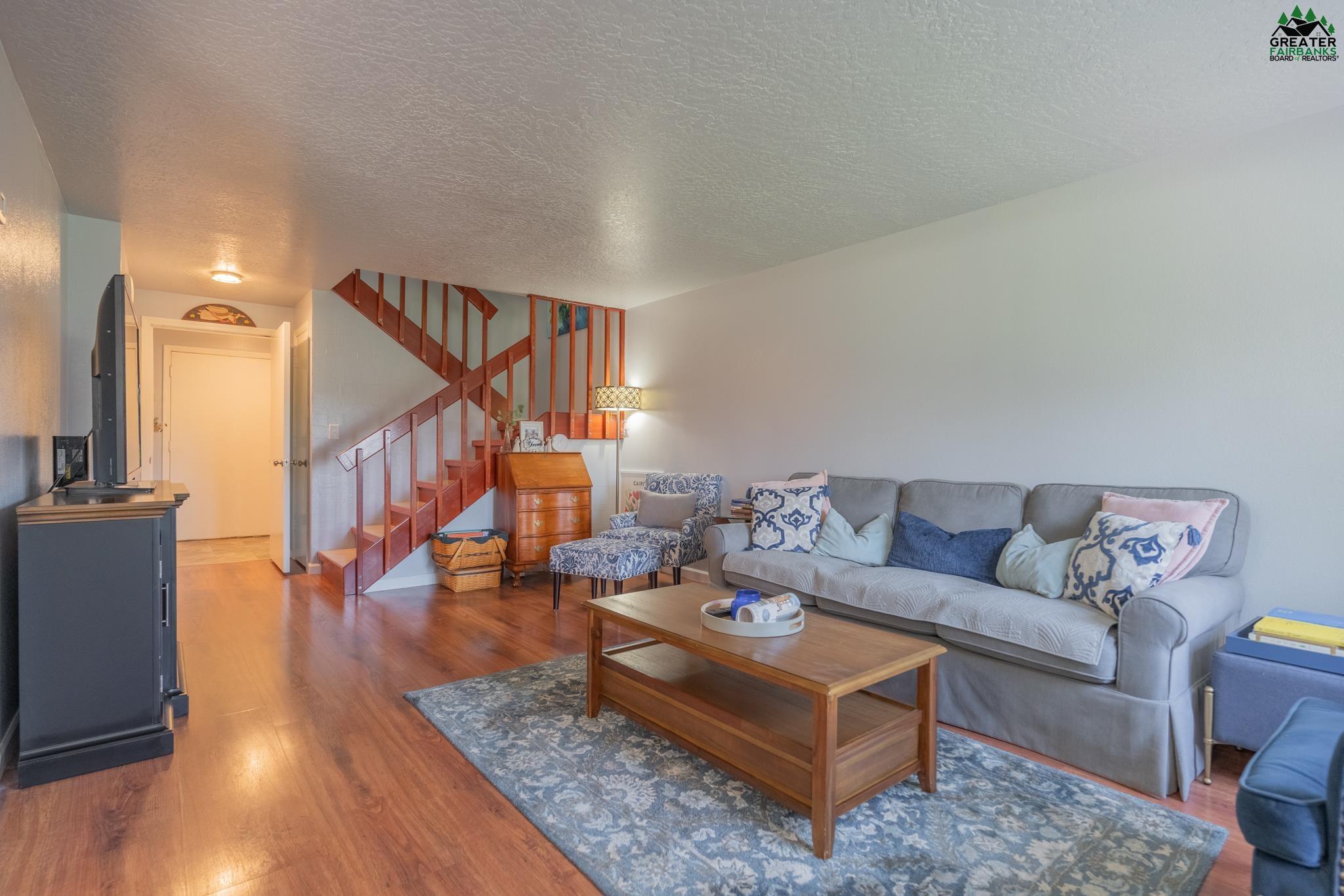 4950 DARTMOUTH DRIVE