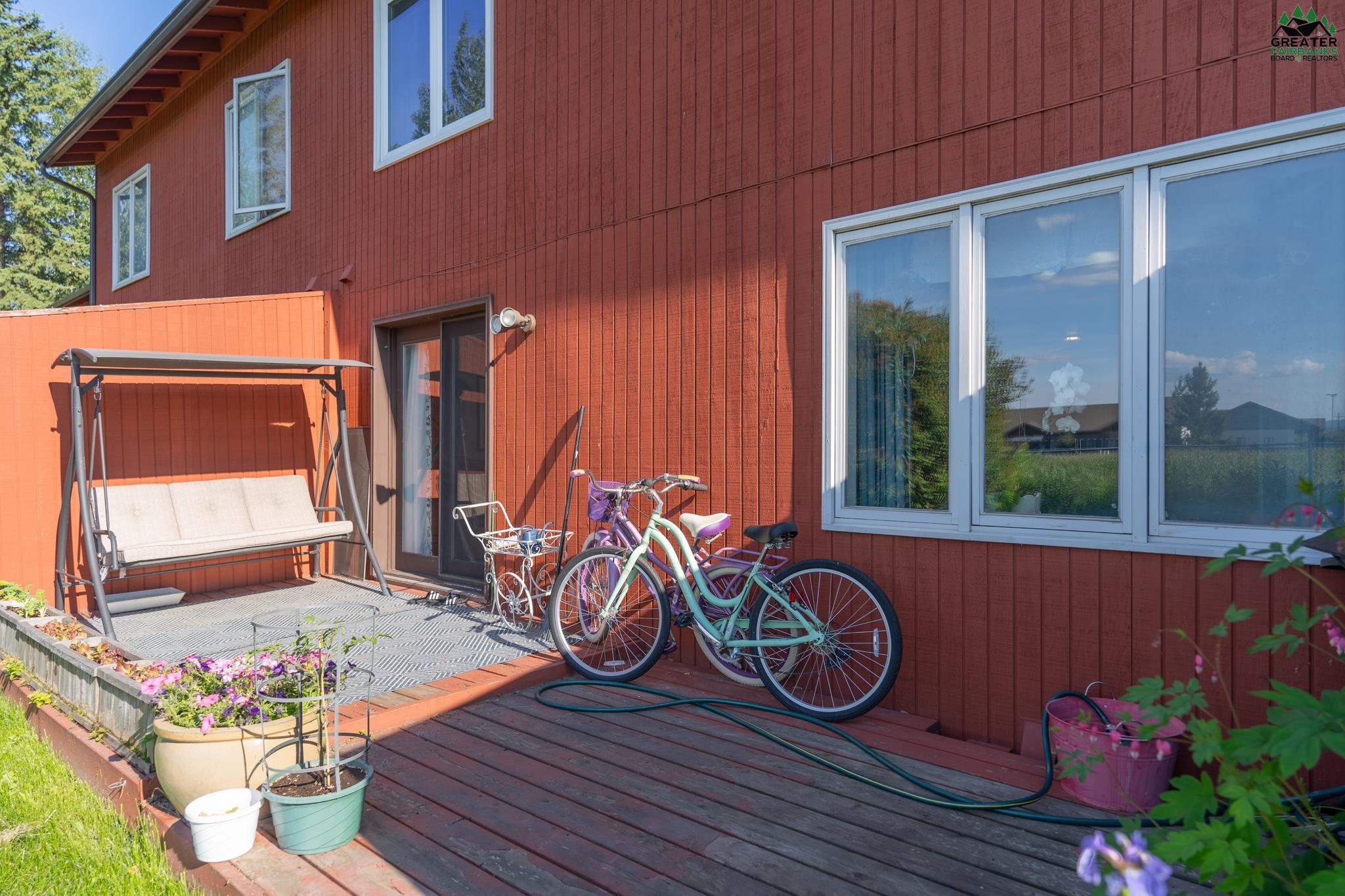 4950 DARTMOUTH DRIVE