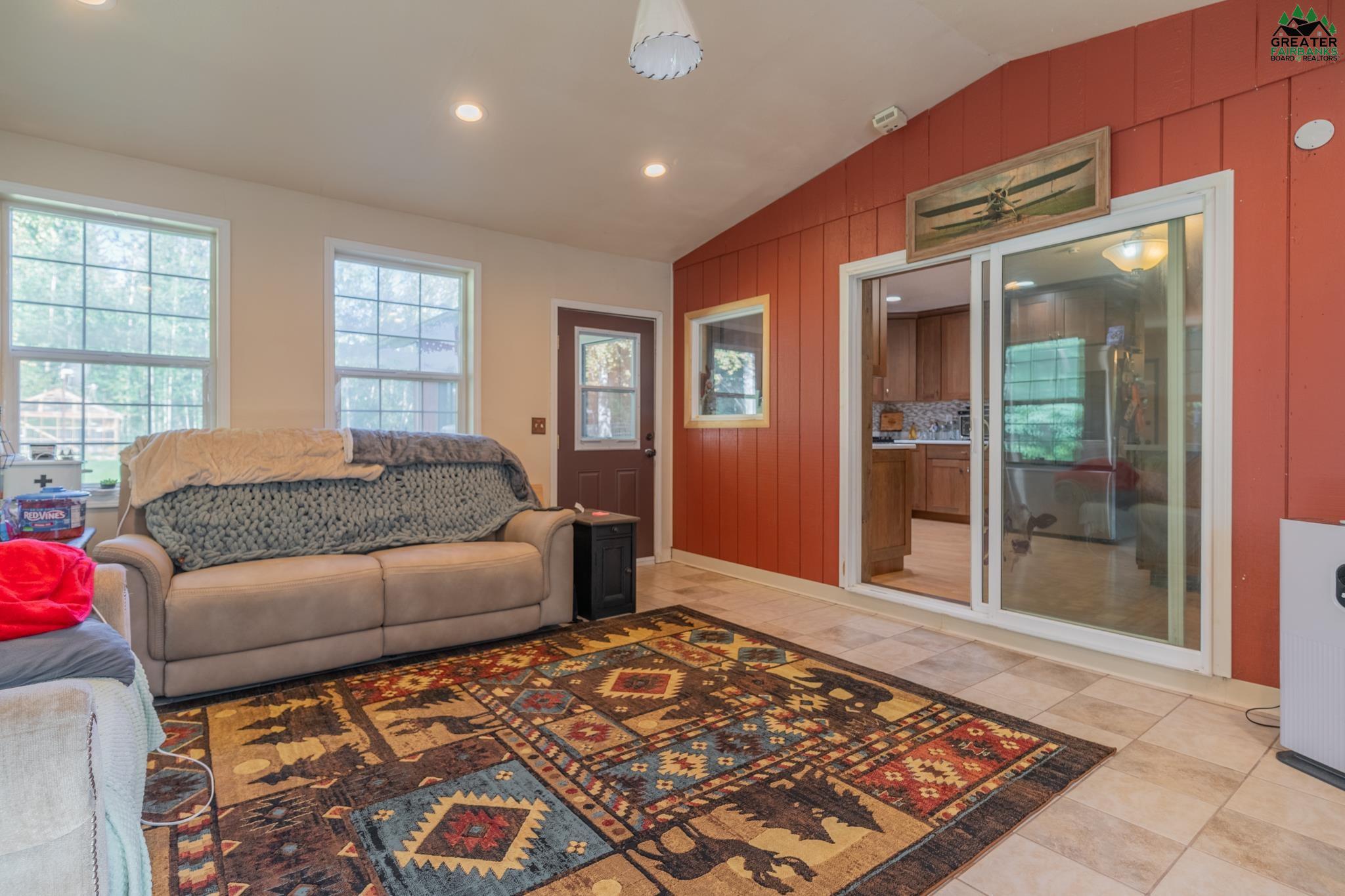 3686 SILVERLEAF AVENUE