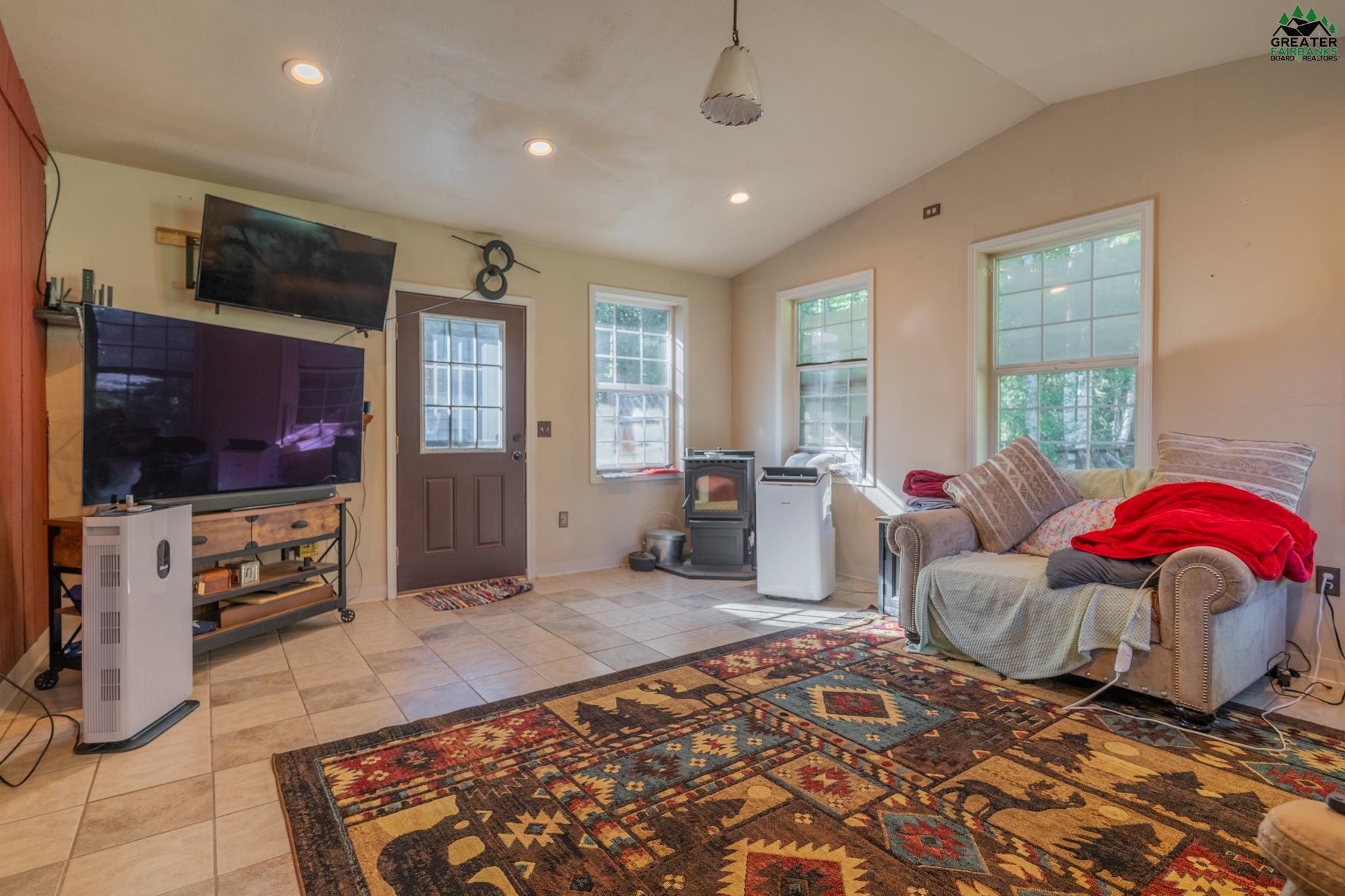 3686 SILVERLEAF AVENUE