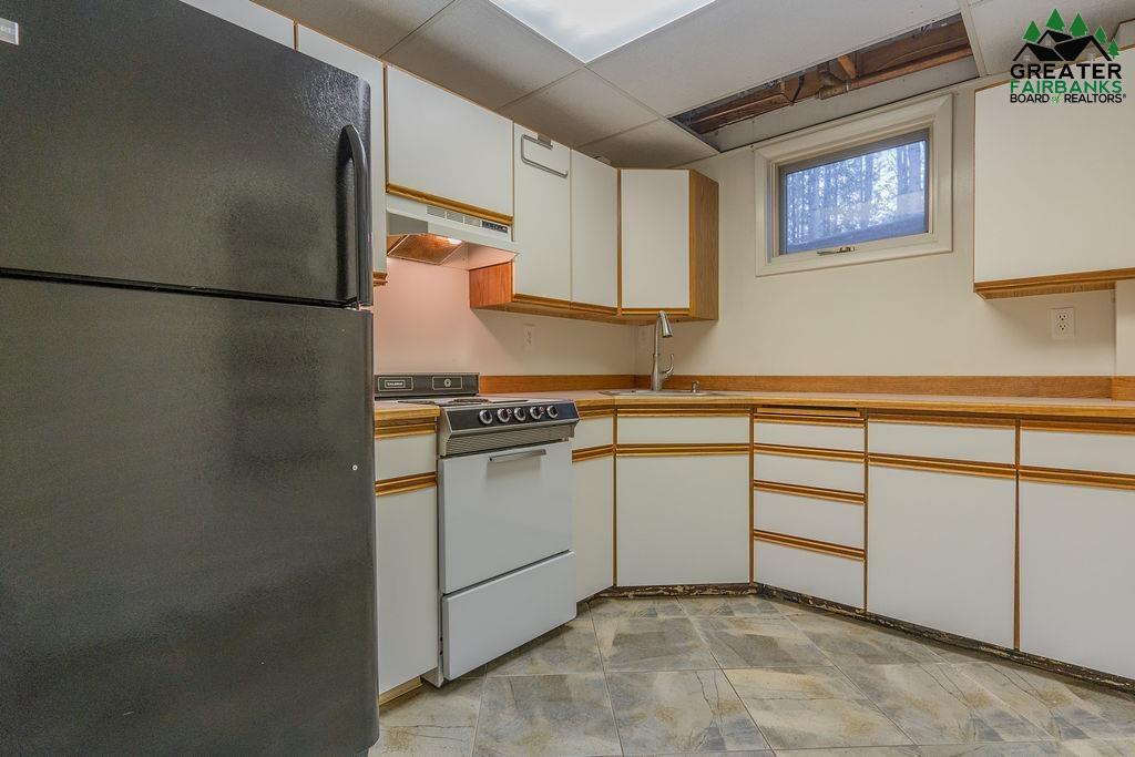 565 STEELE CREEK ROAD