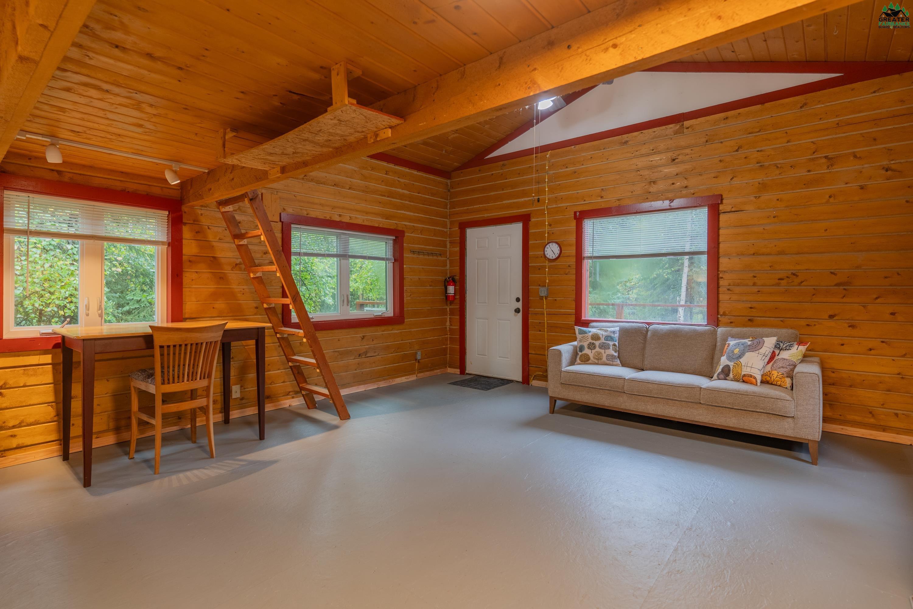 2231 SUNSHINE AVENUE