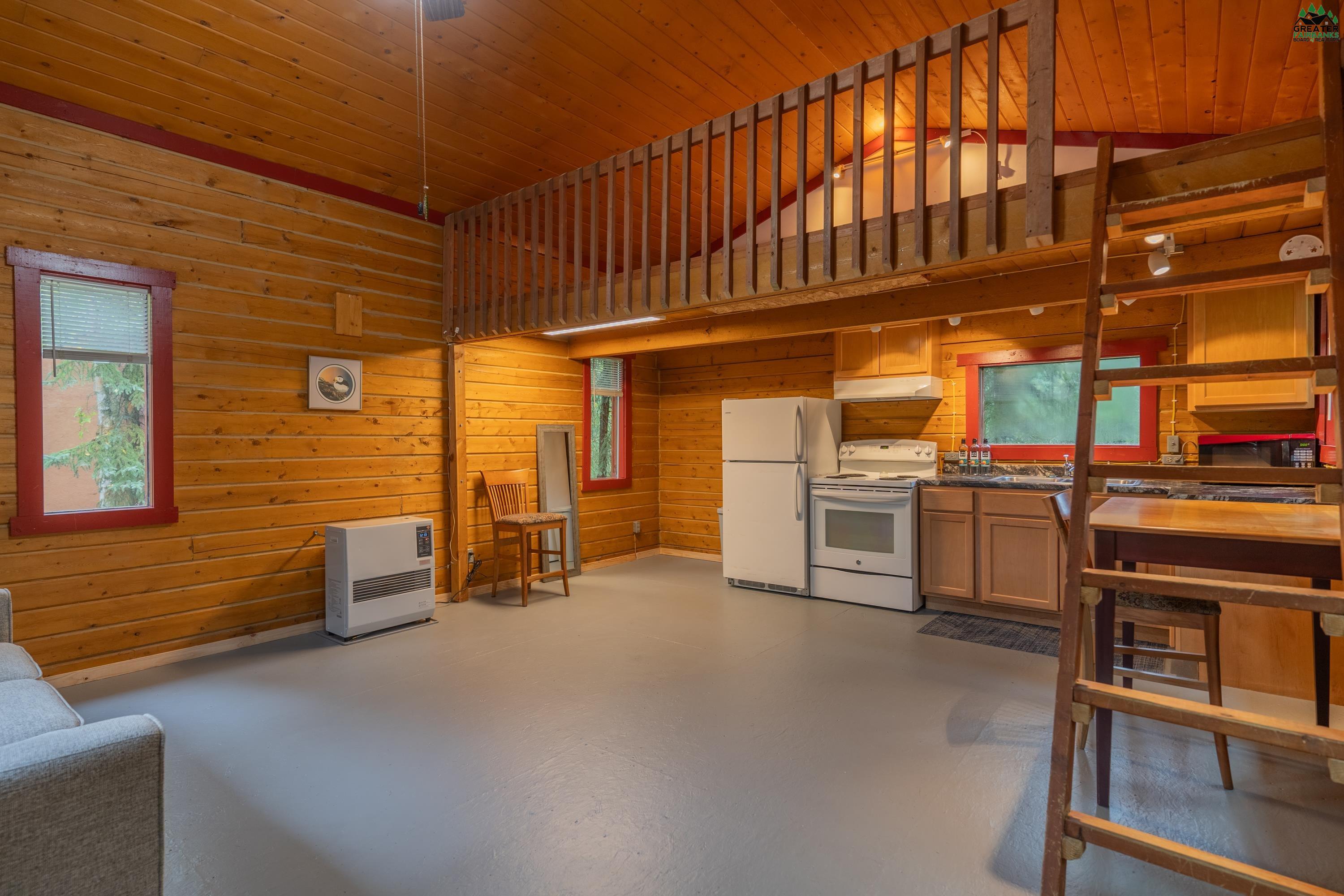 2231 SUNSHINE AVENUE