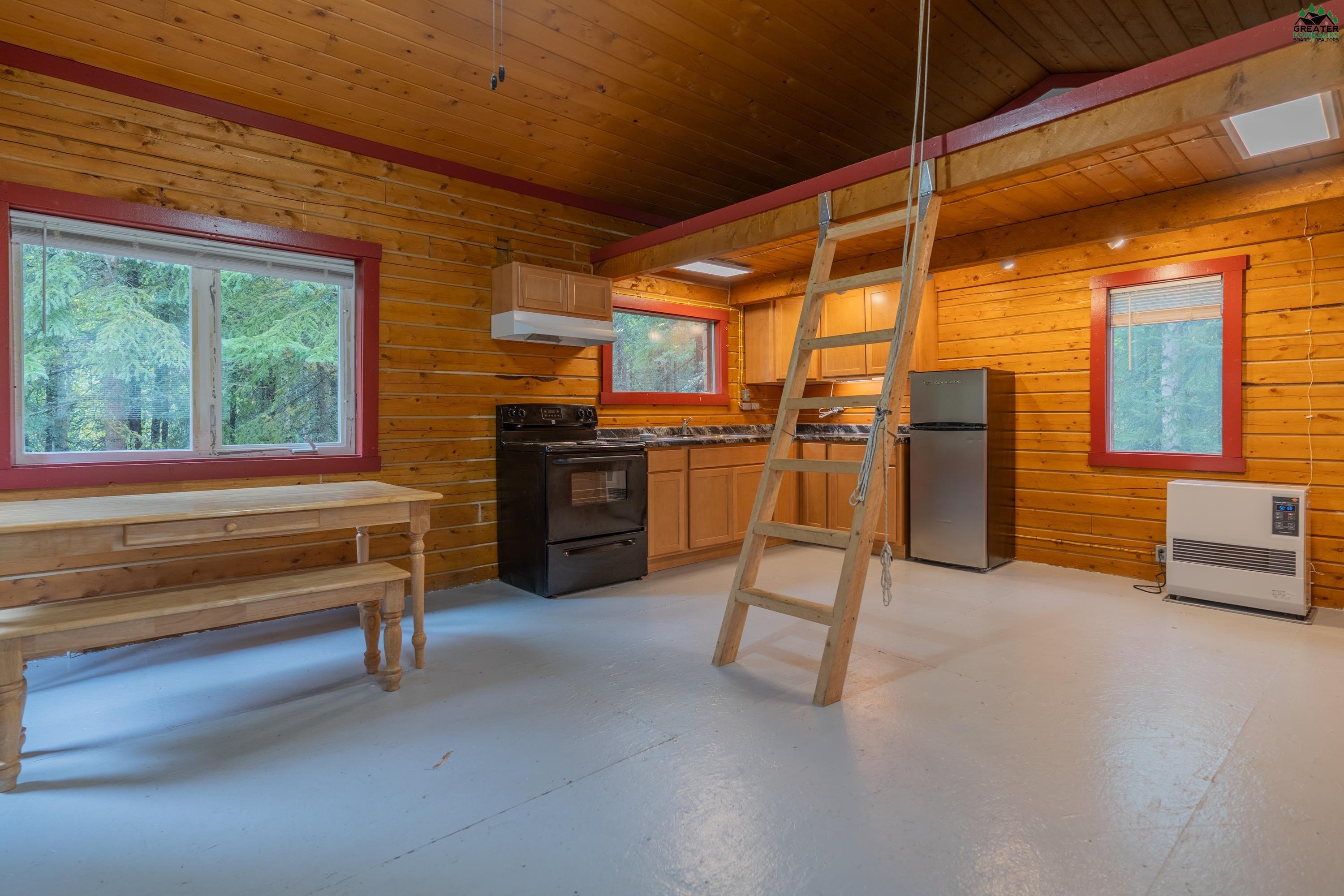 2231 SUNSHINE AVENUE