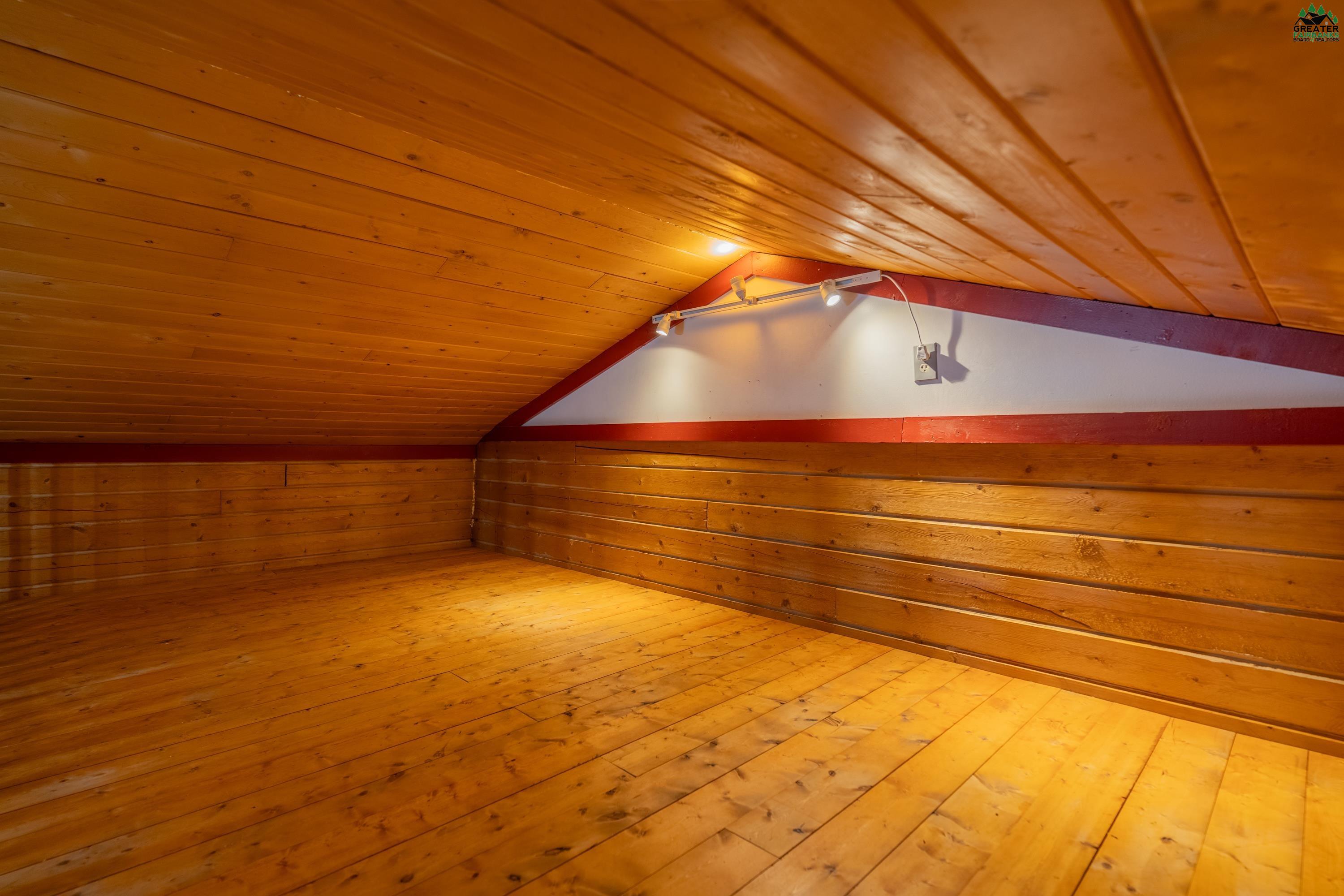 2231 SUNSHINE AVENUE