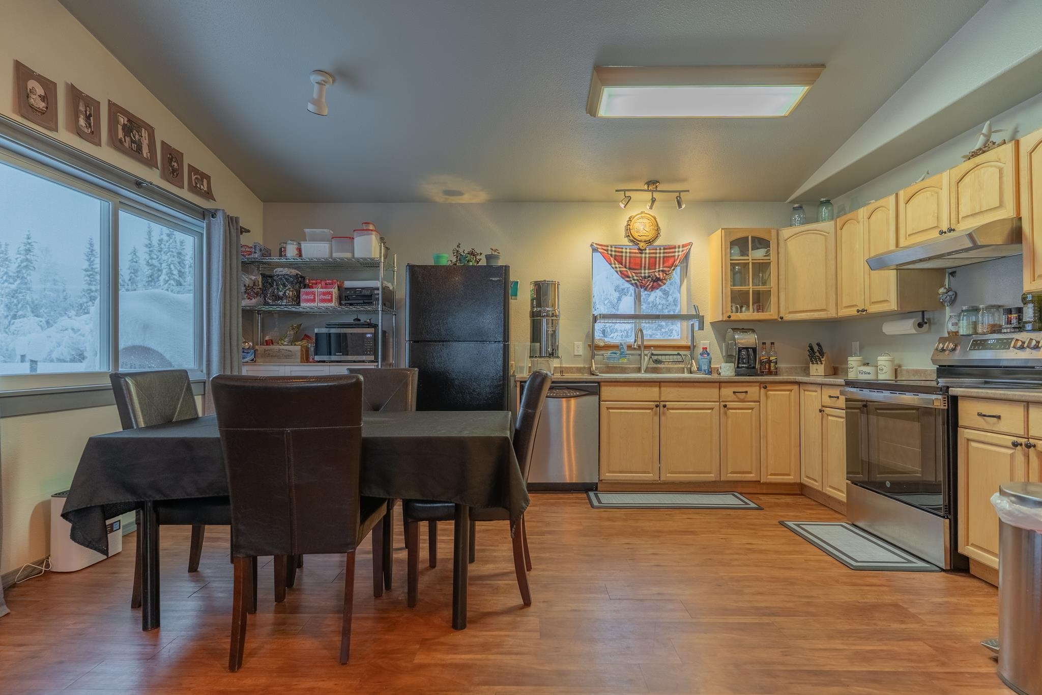 853 UNION DRIVE