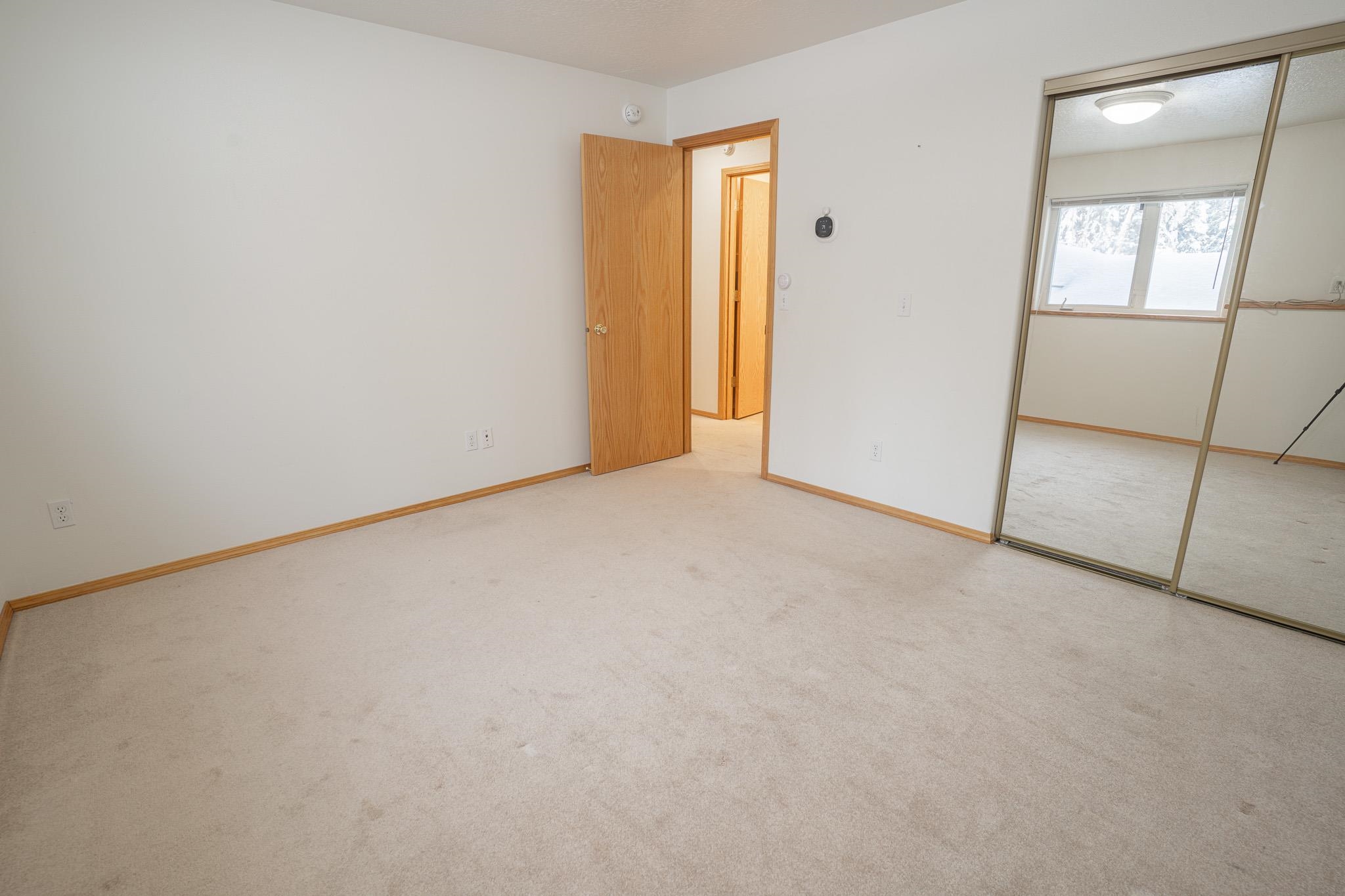 2585 CRESBARD COURT