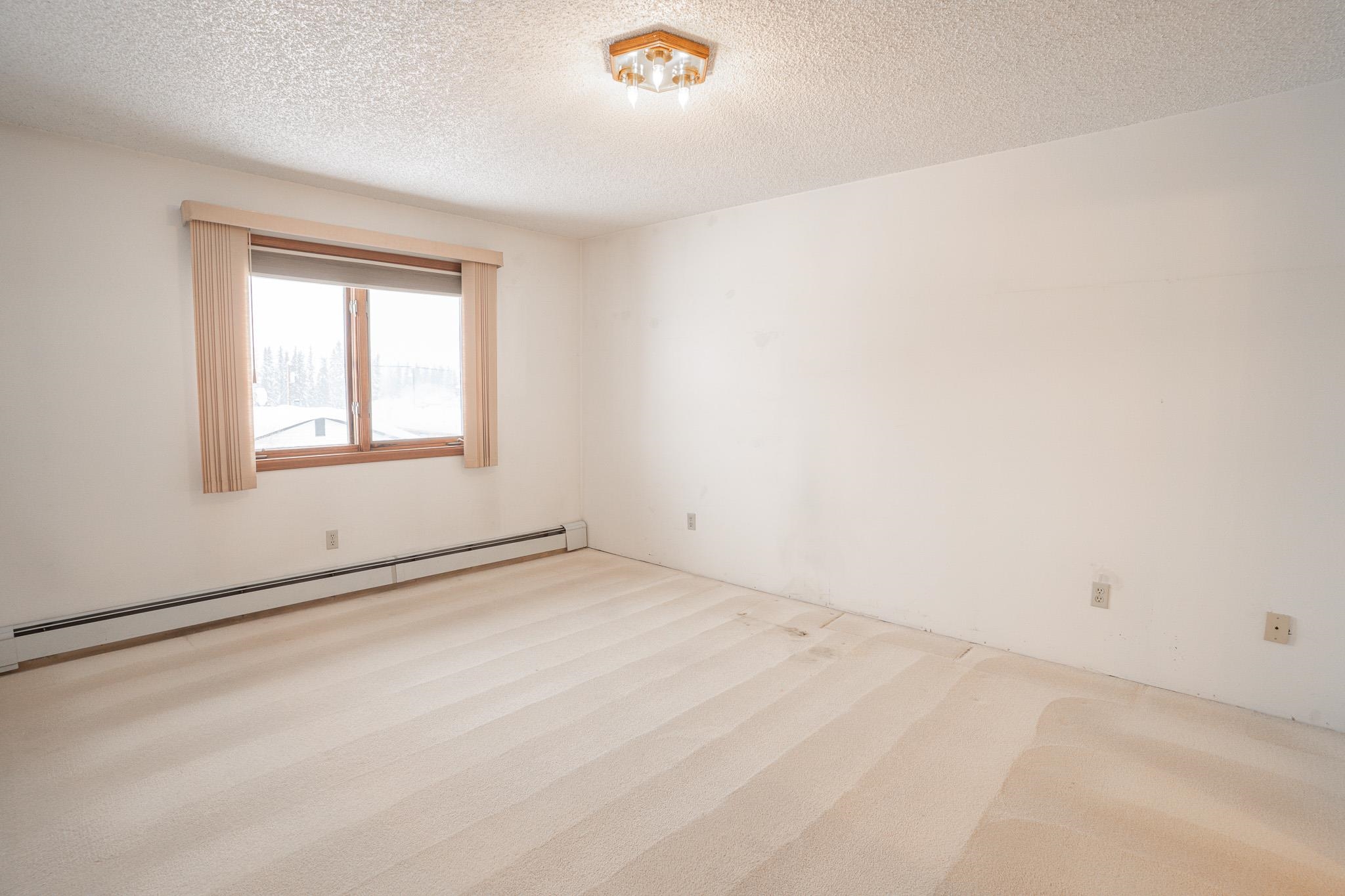 15 FAREWELL AVENUE #304