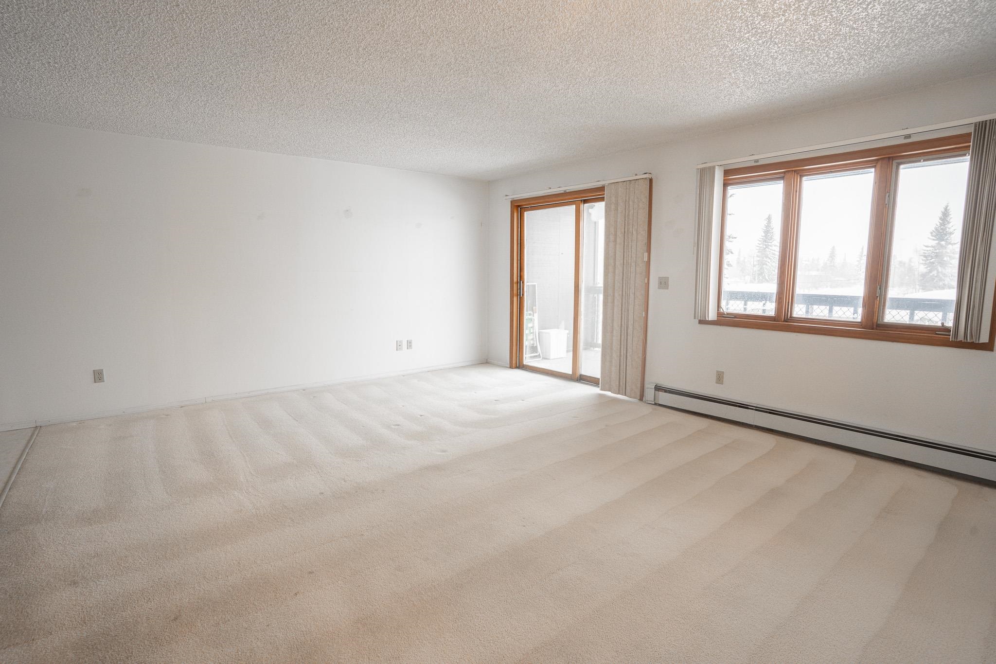 15 FAREWELL AVENUE #304