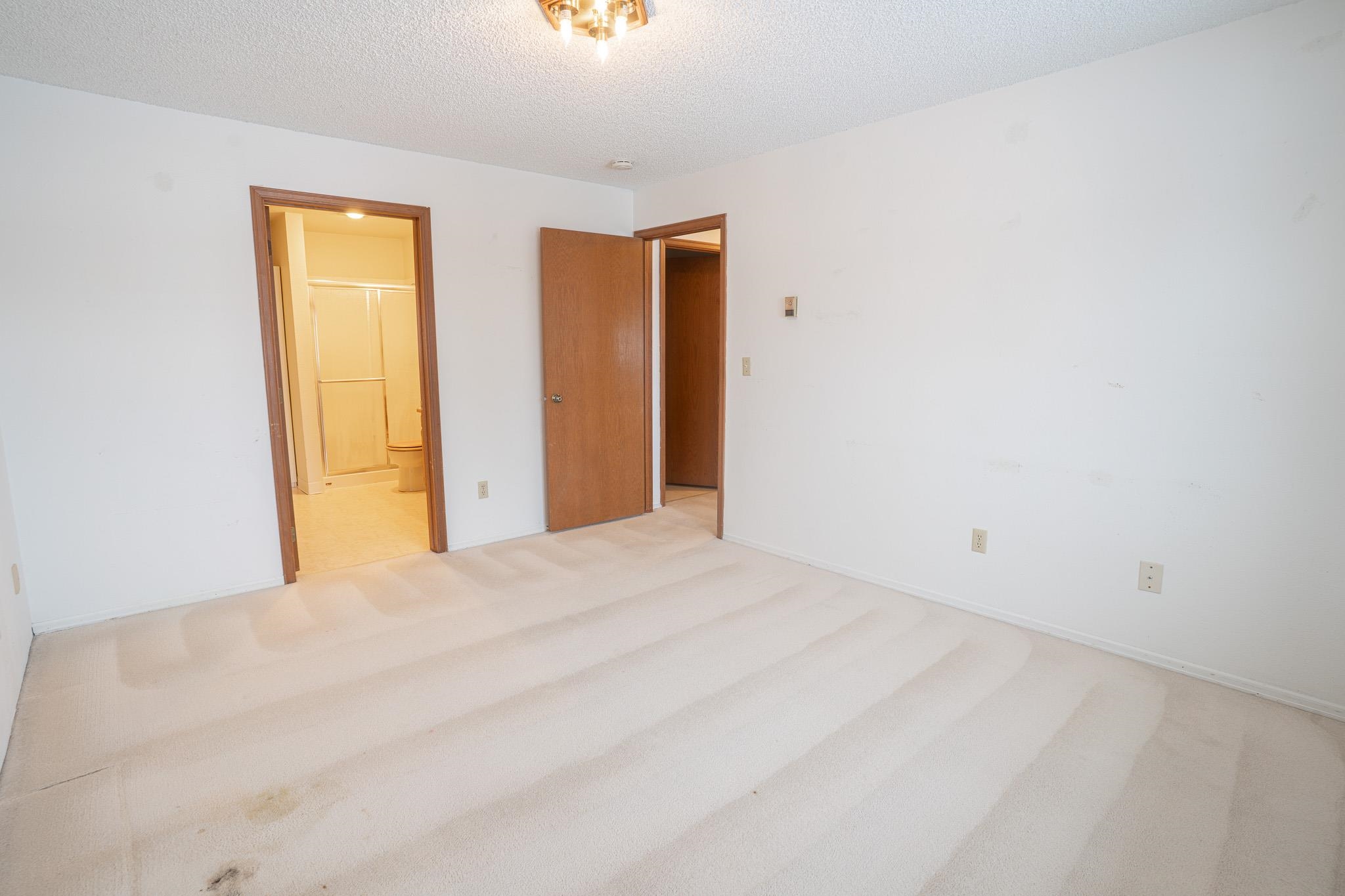 15 FAREWELL AVENUE #304
