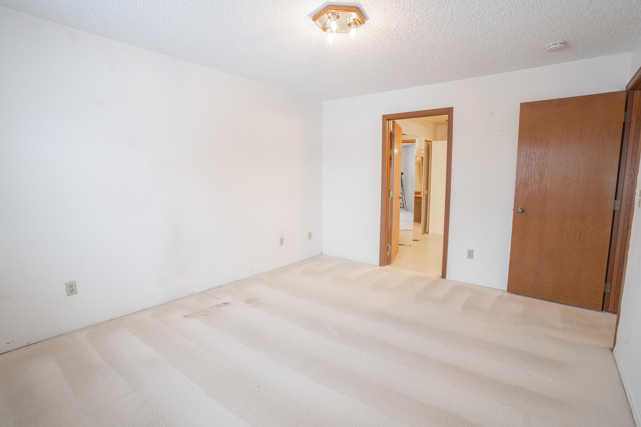 15 FAREWELL AVENUE #304