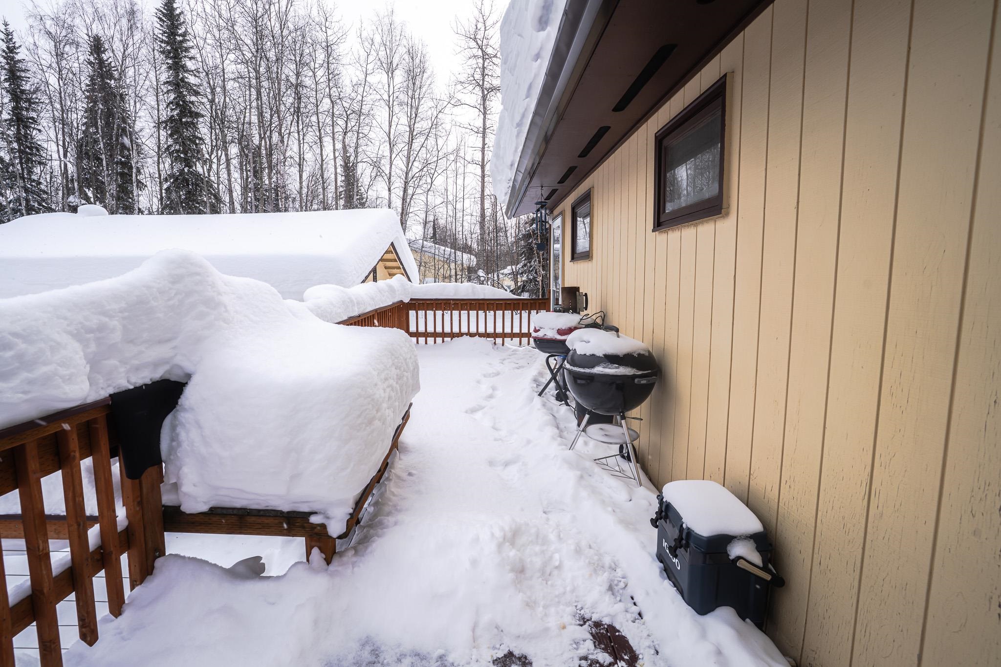 2644 LANCELOT DRIVE WEST