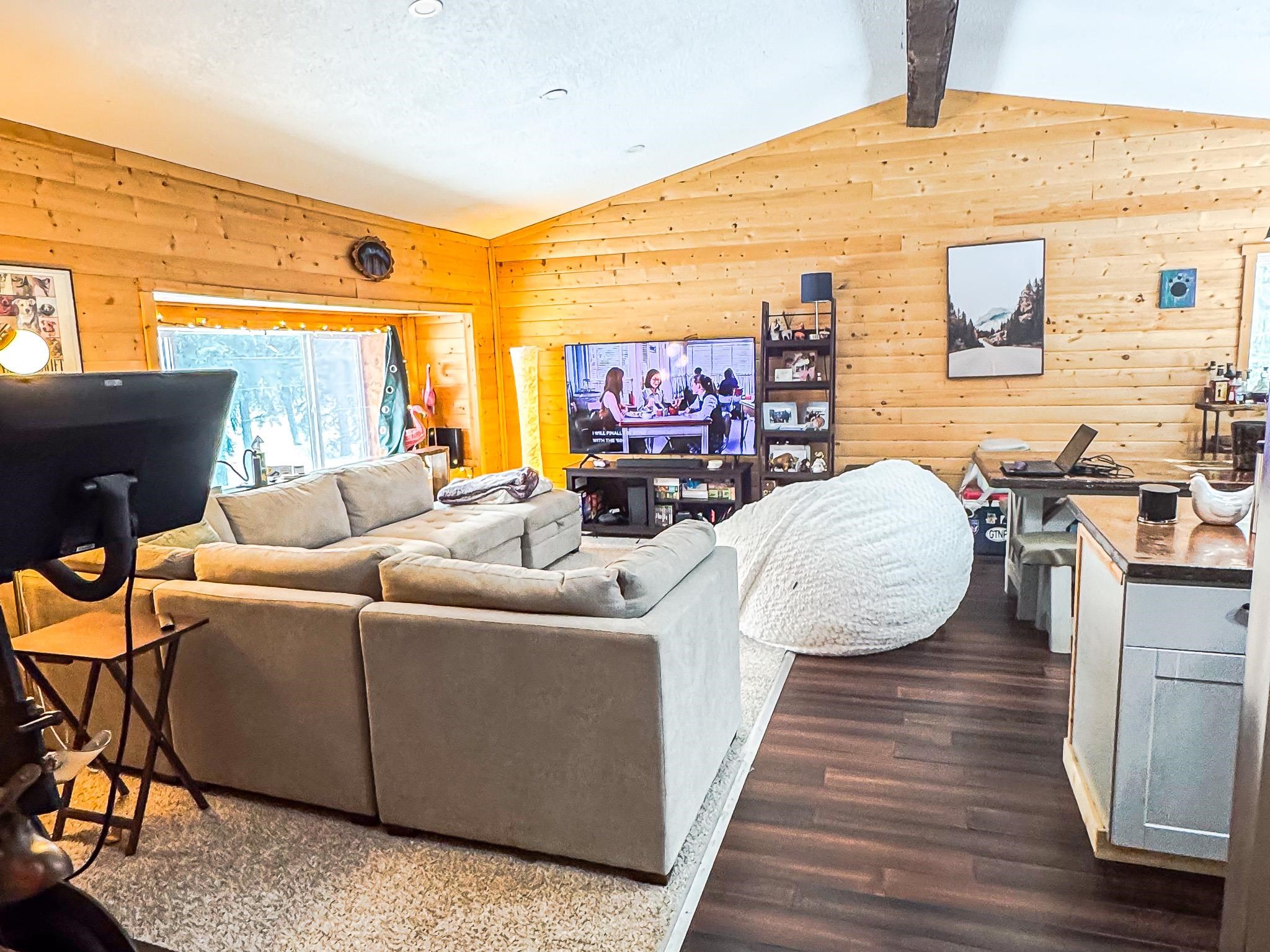 2531 CLYDESDALE DRIVE