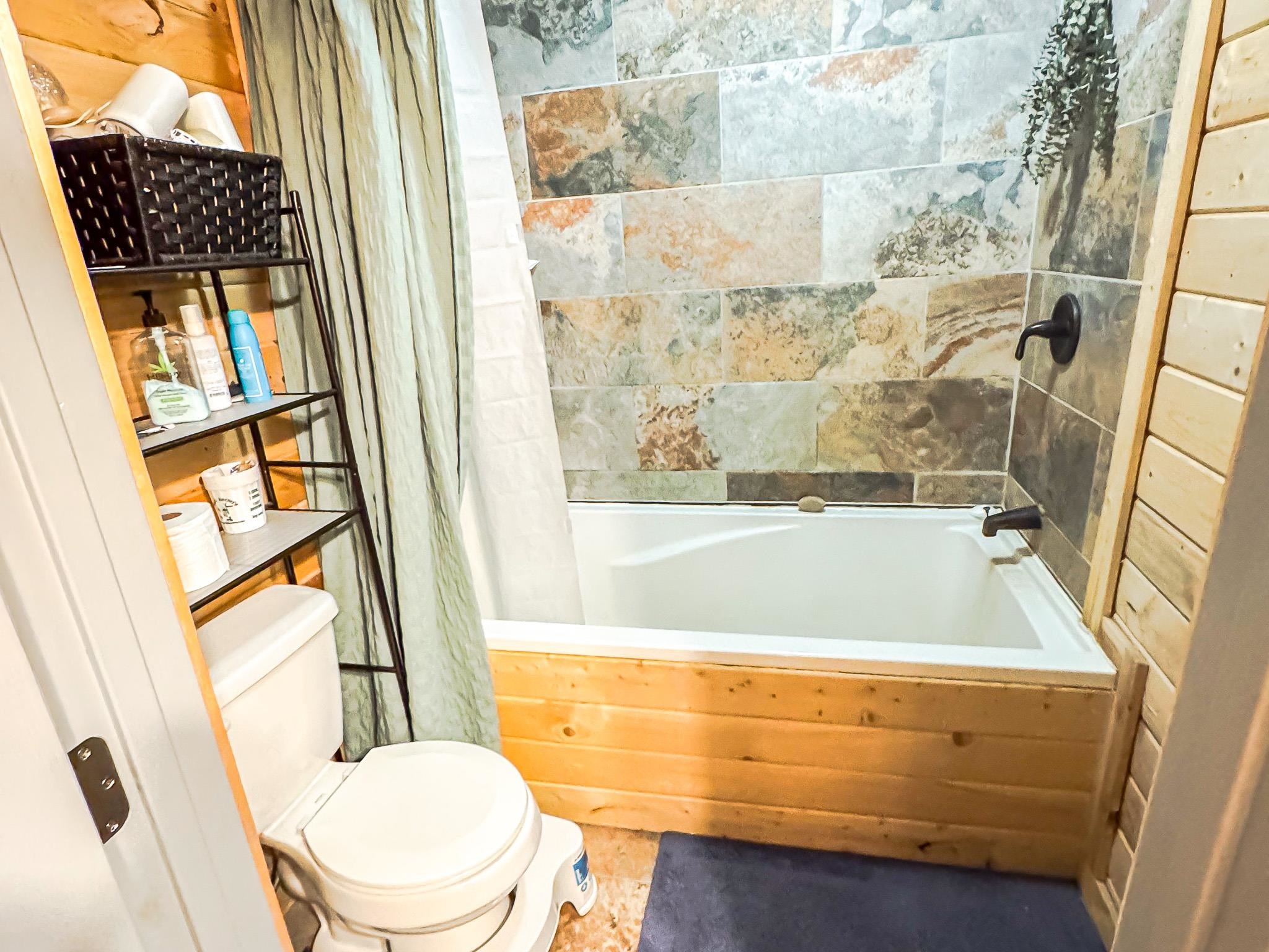 2531 CLYDESDALE DRIVE