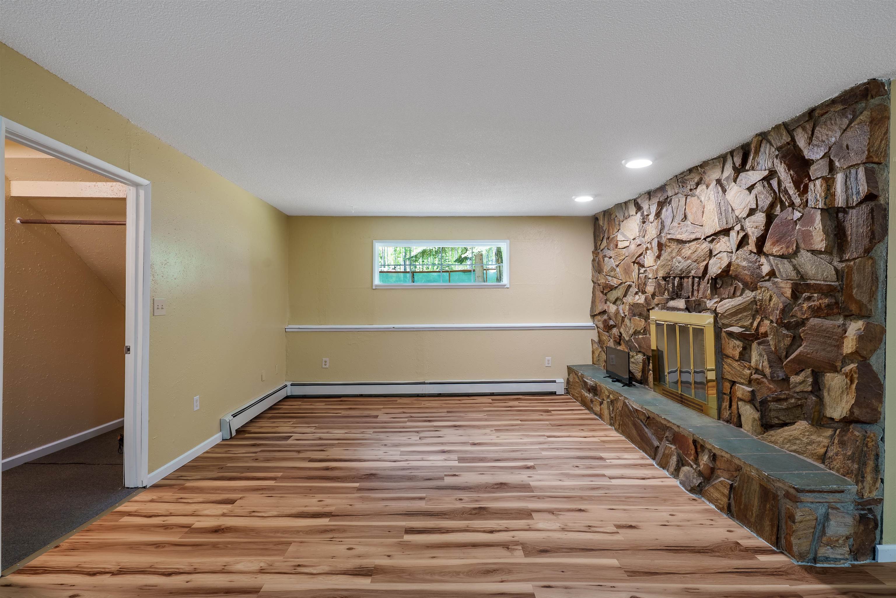 544 SANDPIPER DRIVE