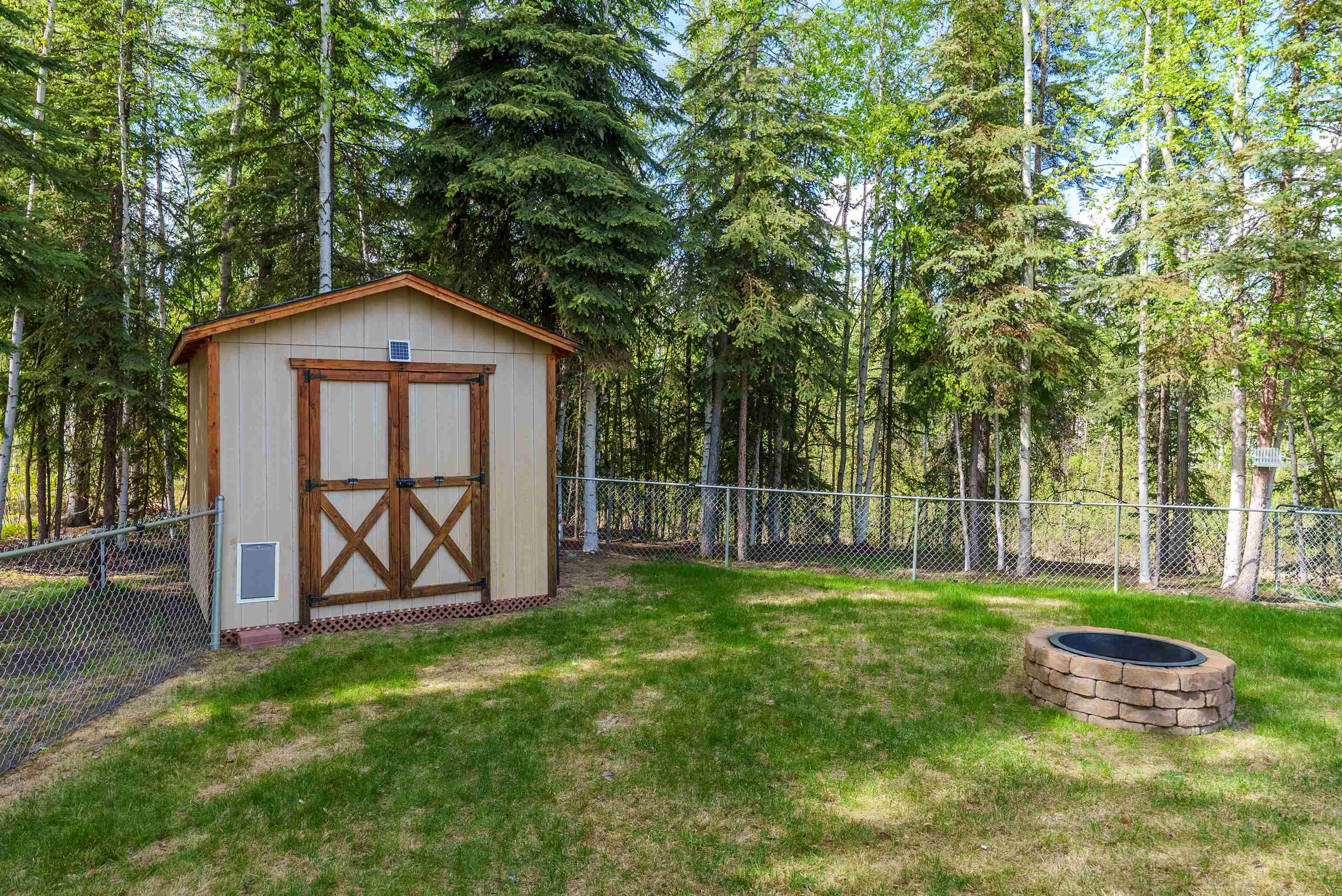 2336 MOONLIGHT DRIVE