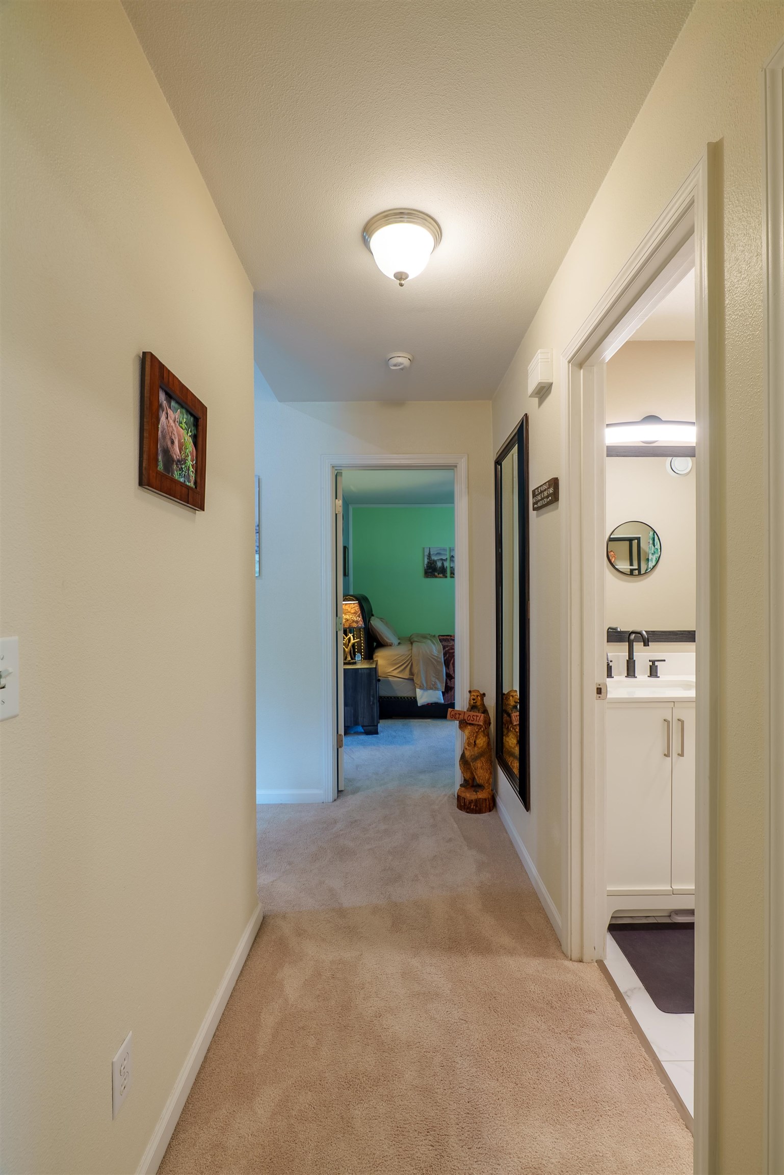 2336 MOONLIGHT DRIVE