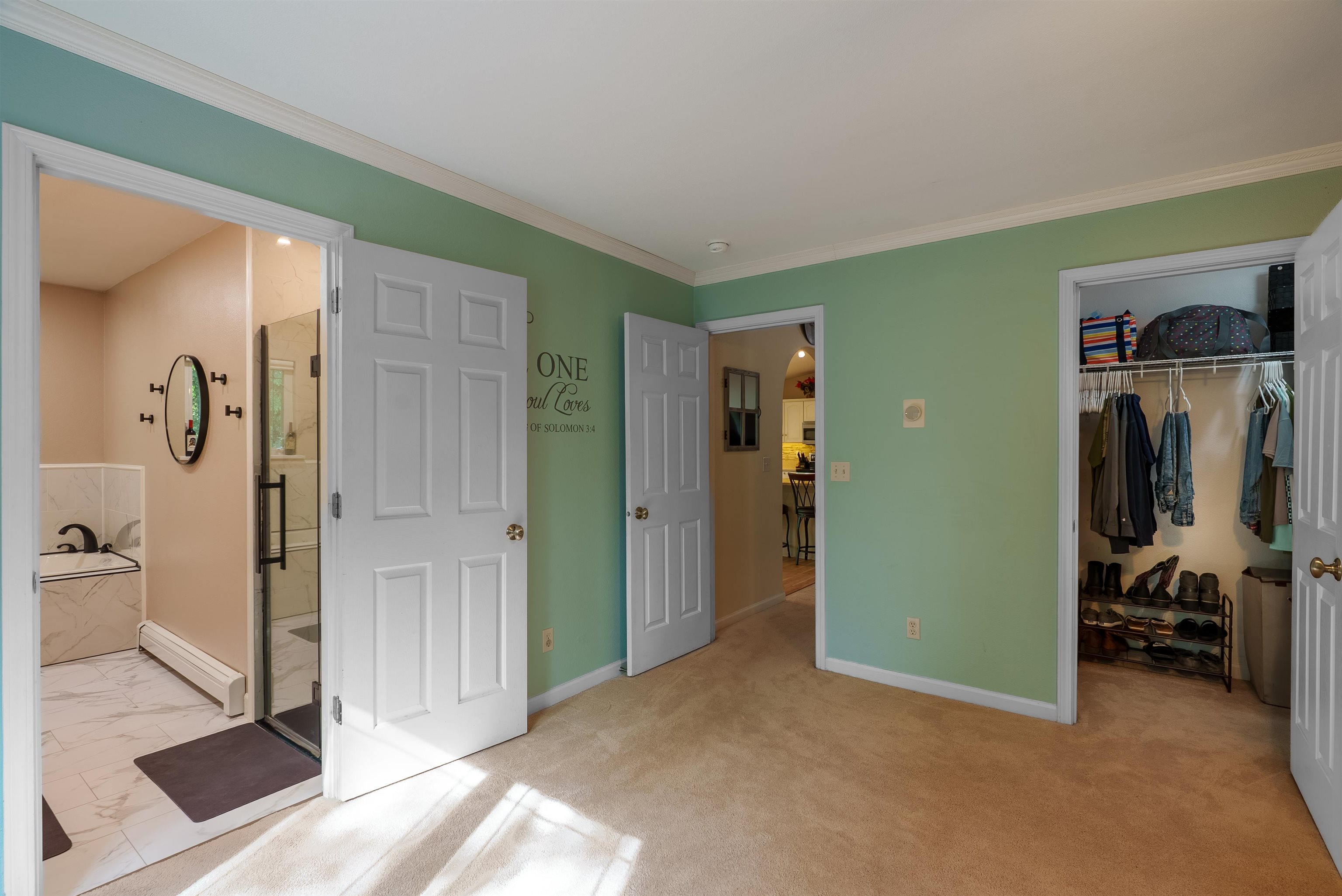 2336 MOONLIGHT DRIVE