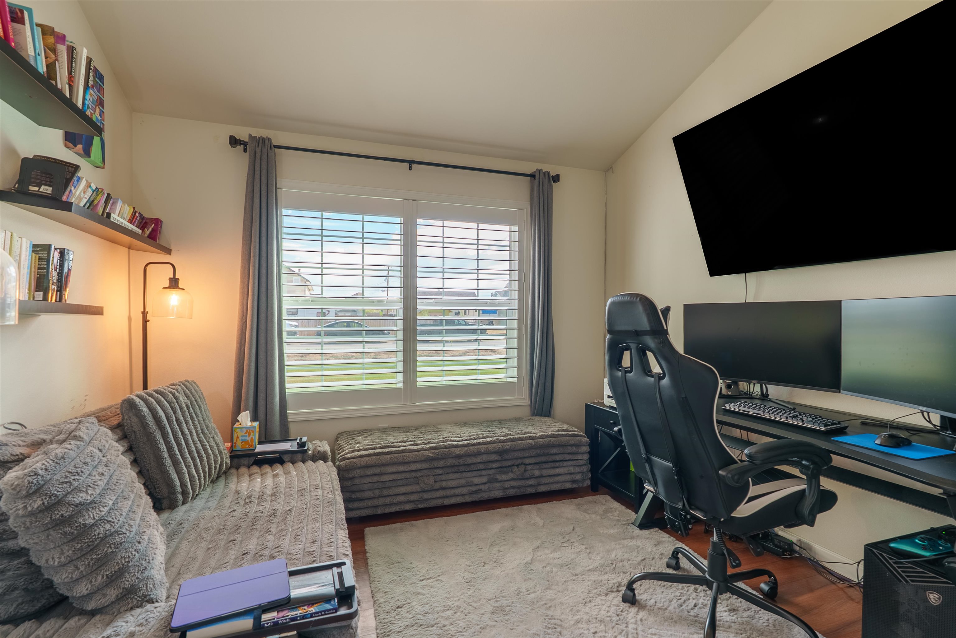 605 W FOURTH AVENUE