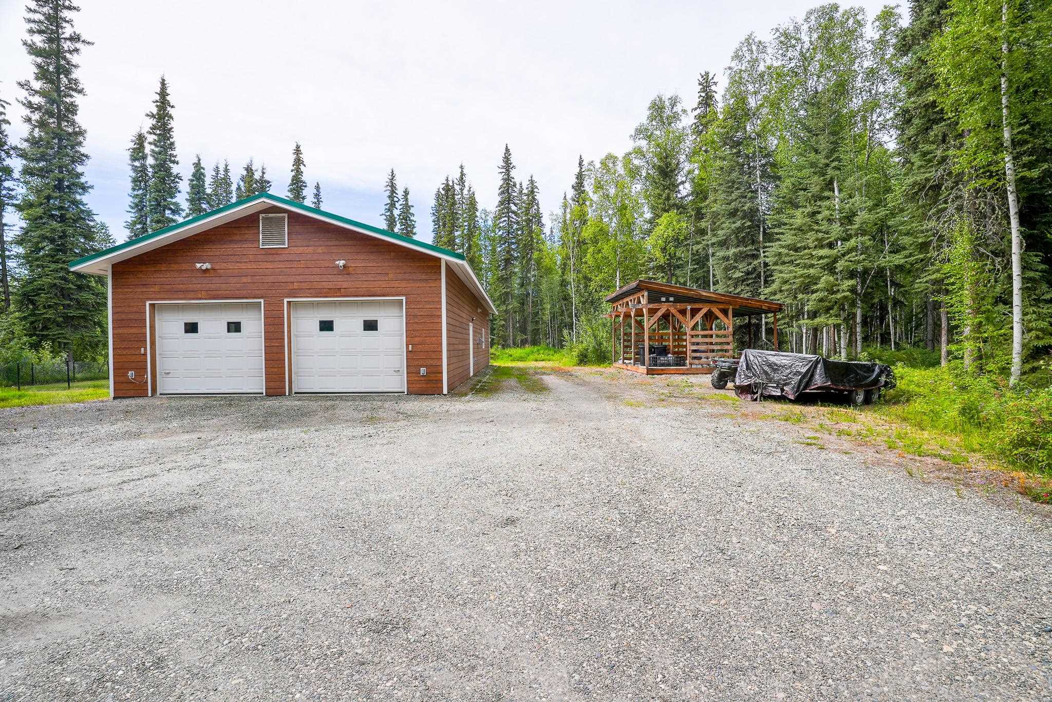 1433 SECLUDED DRIVE