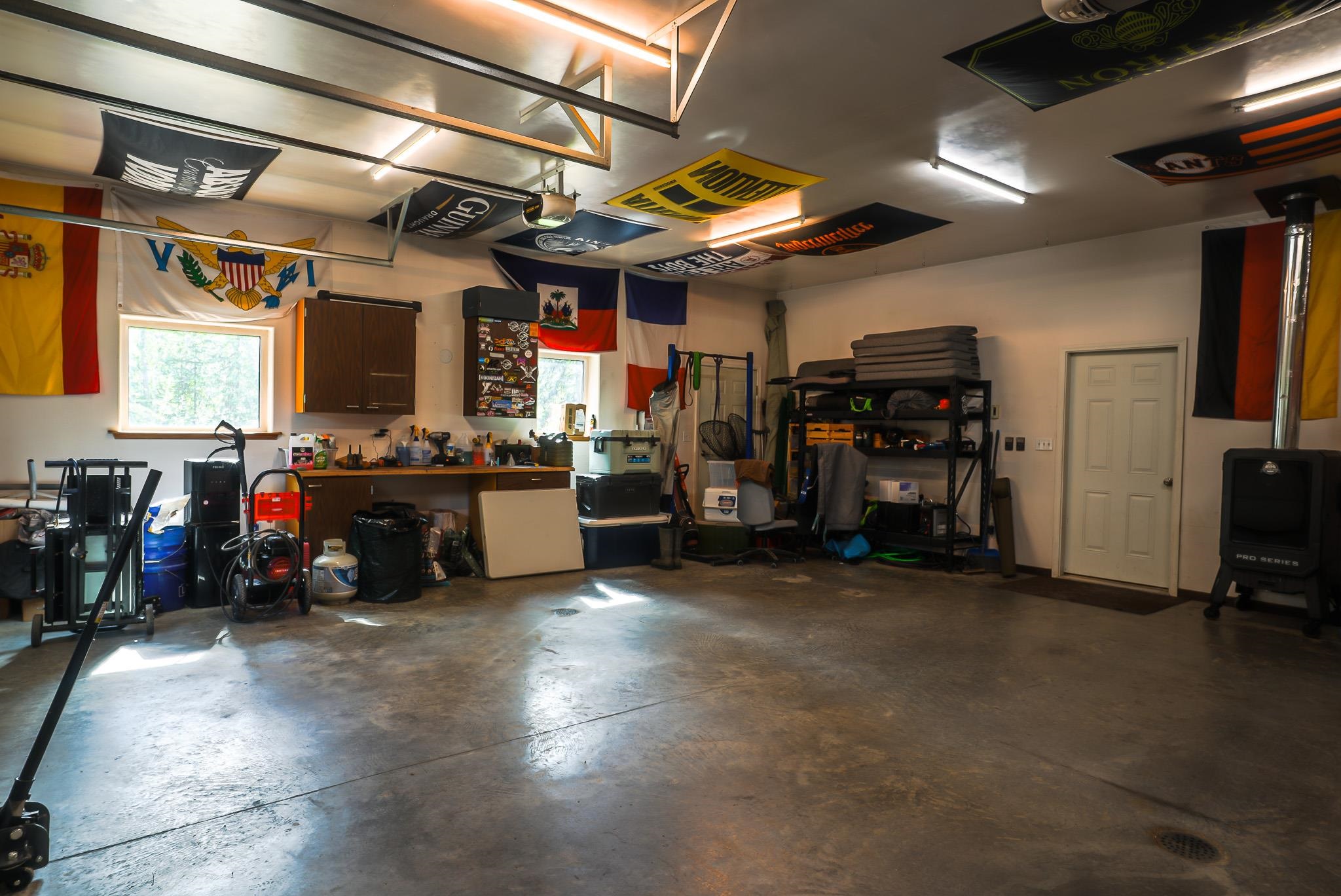 1433 SECLUDED DRIVE
