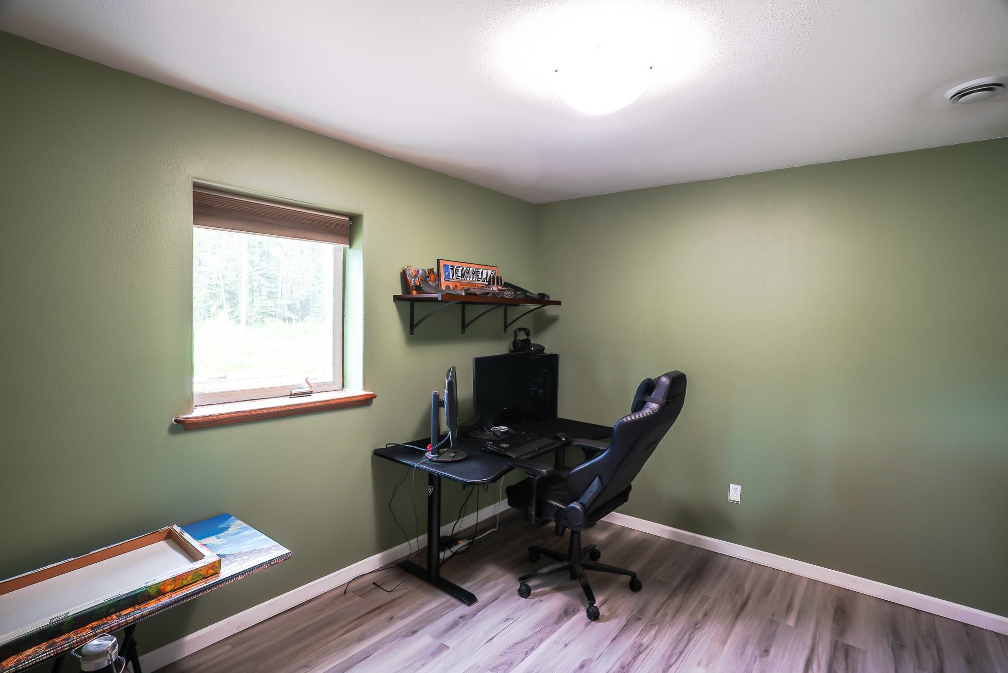 1433 SECLUDED DRIVE
