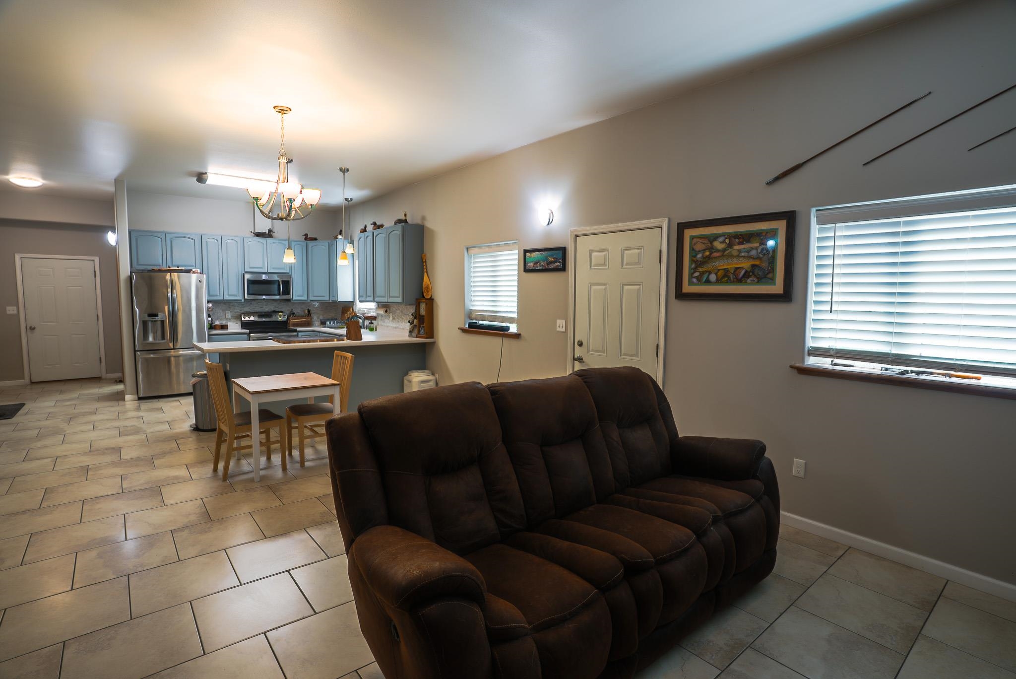1433 SECLUDED DRIVE