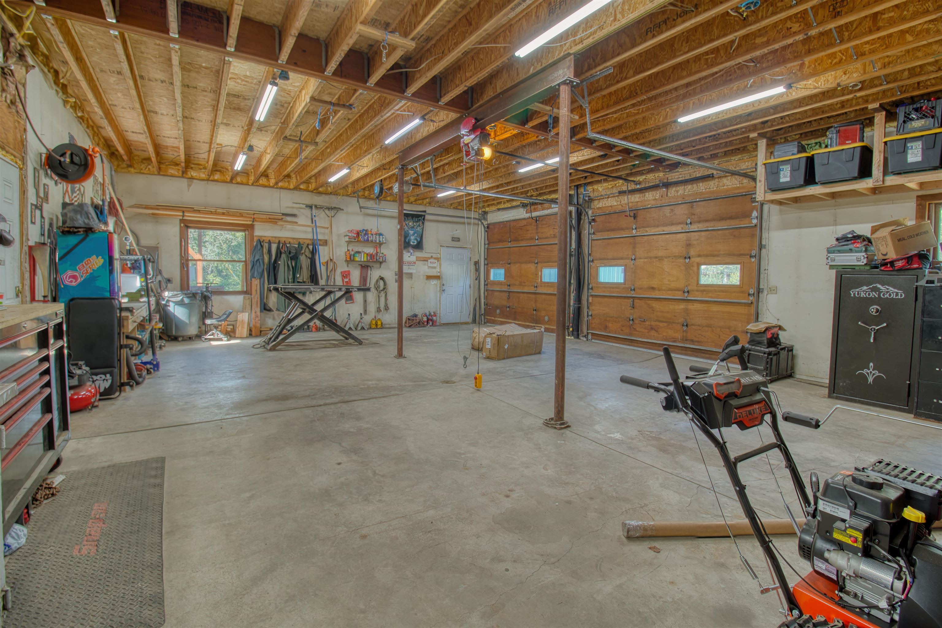 2637 BOULDER AVENUE