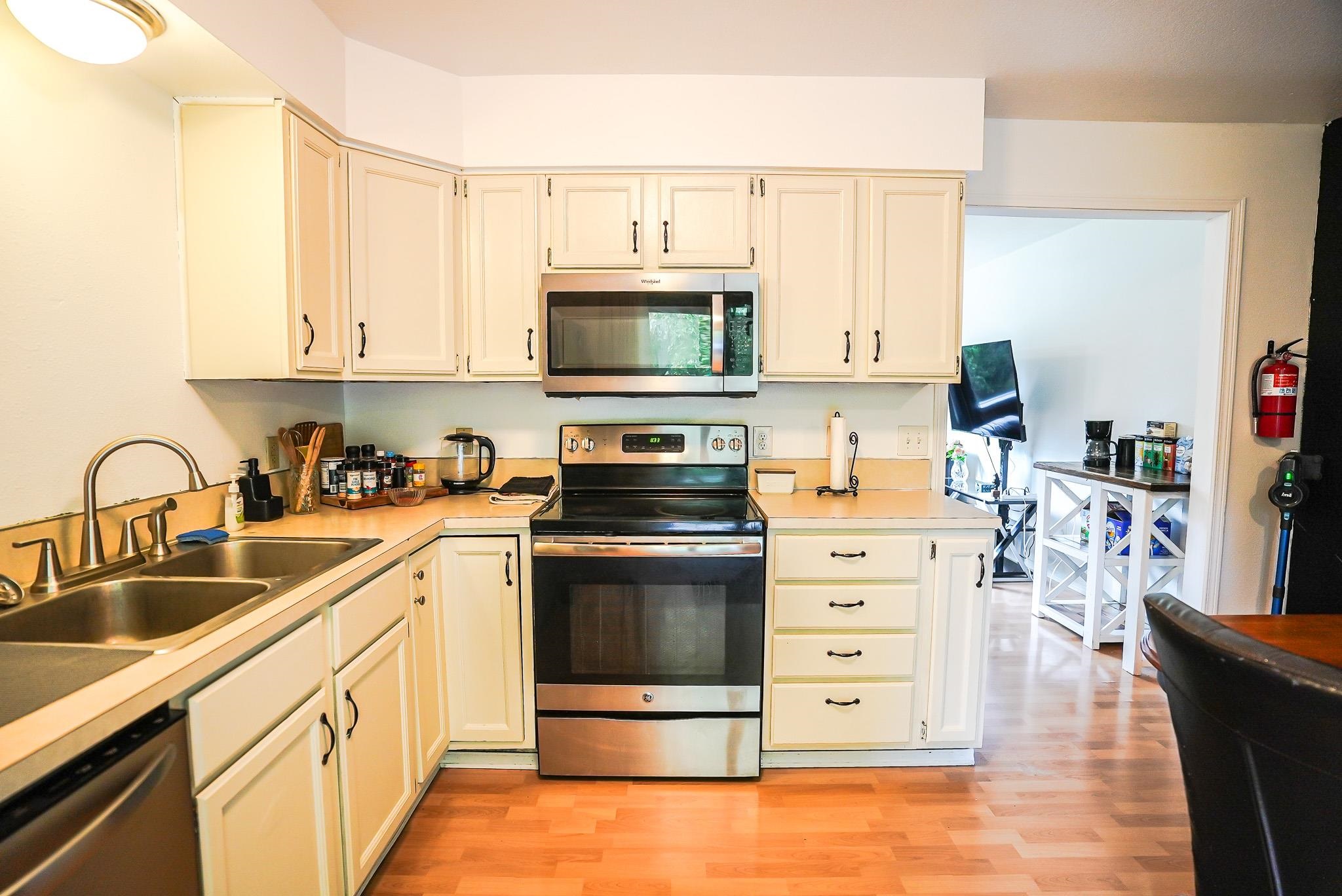2654 CARRIE LYNN DRIVE