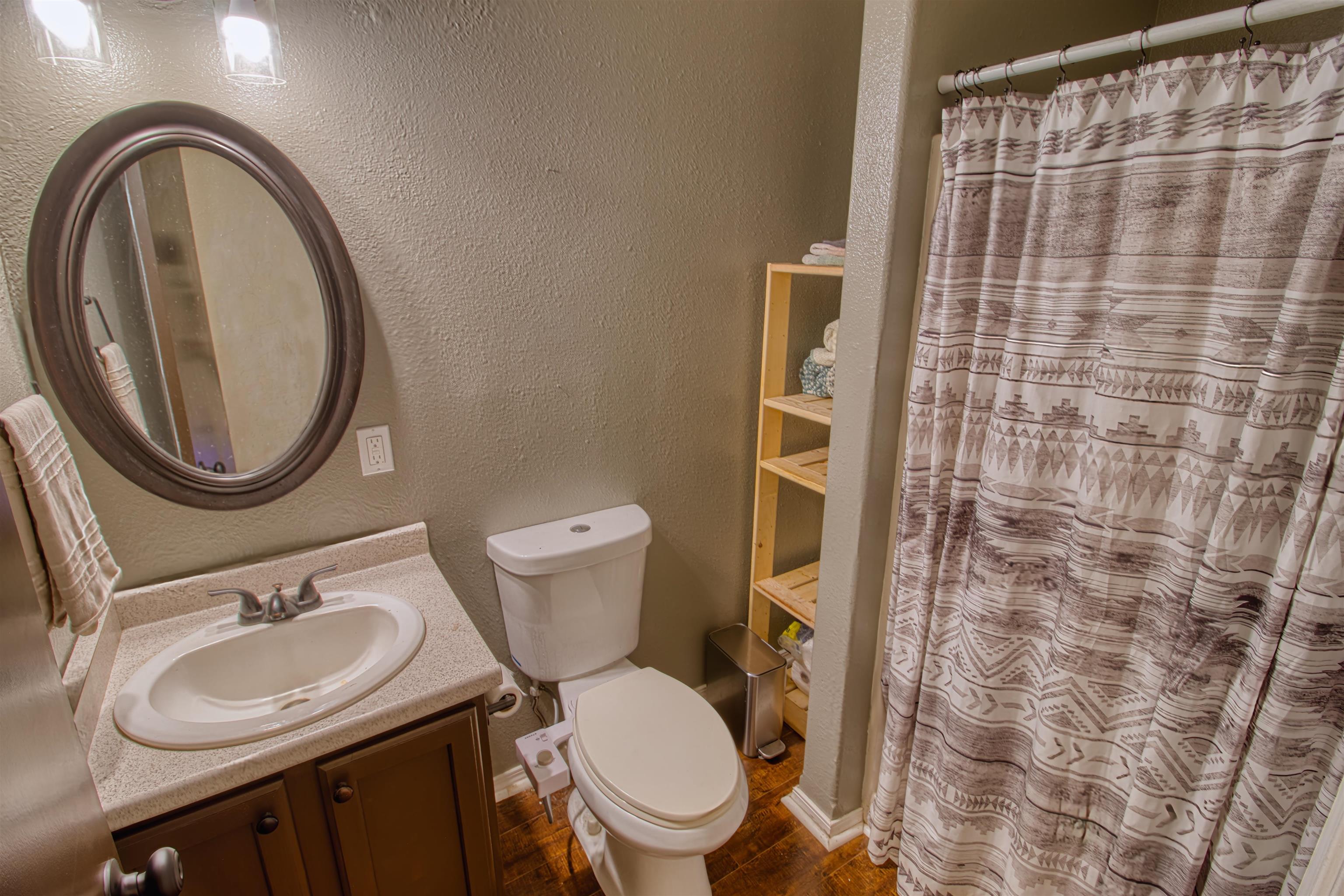 1185 CLOVERLEAF DRIVE