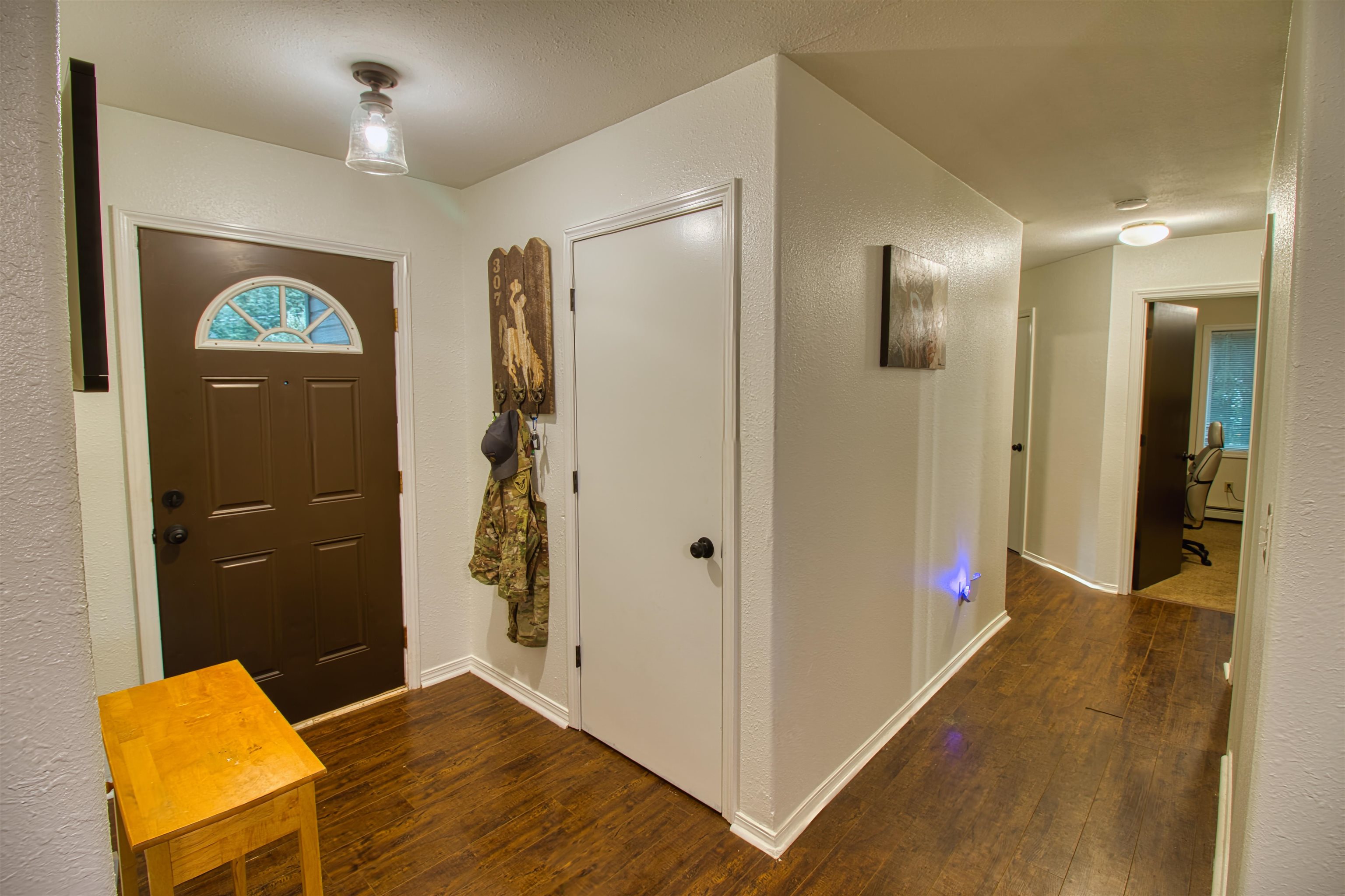 1185 CLOVERLEAF DRIVE