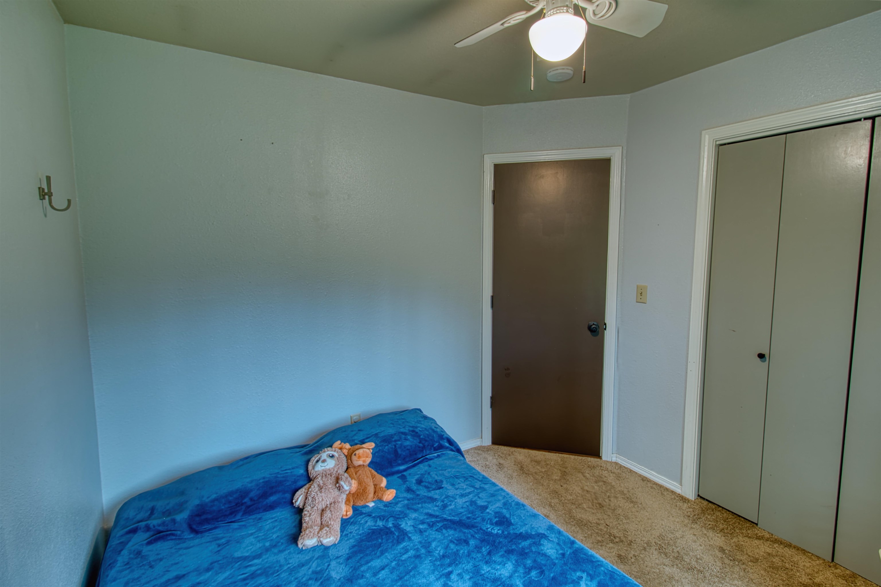 1185 CLOVERLEAF DRIVE