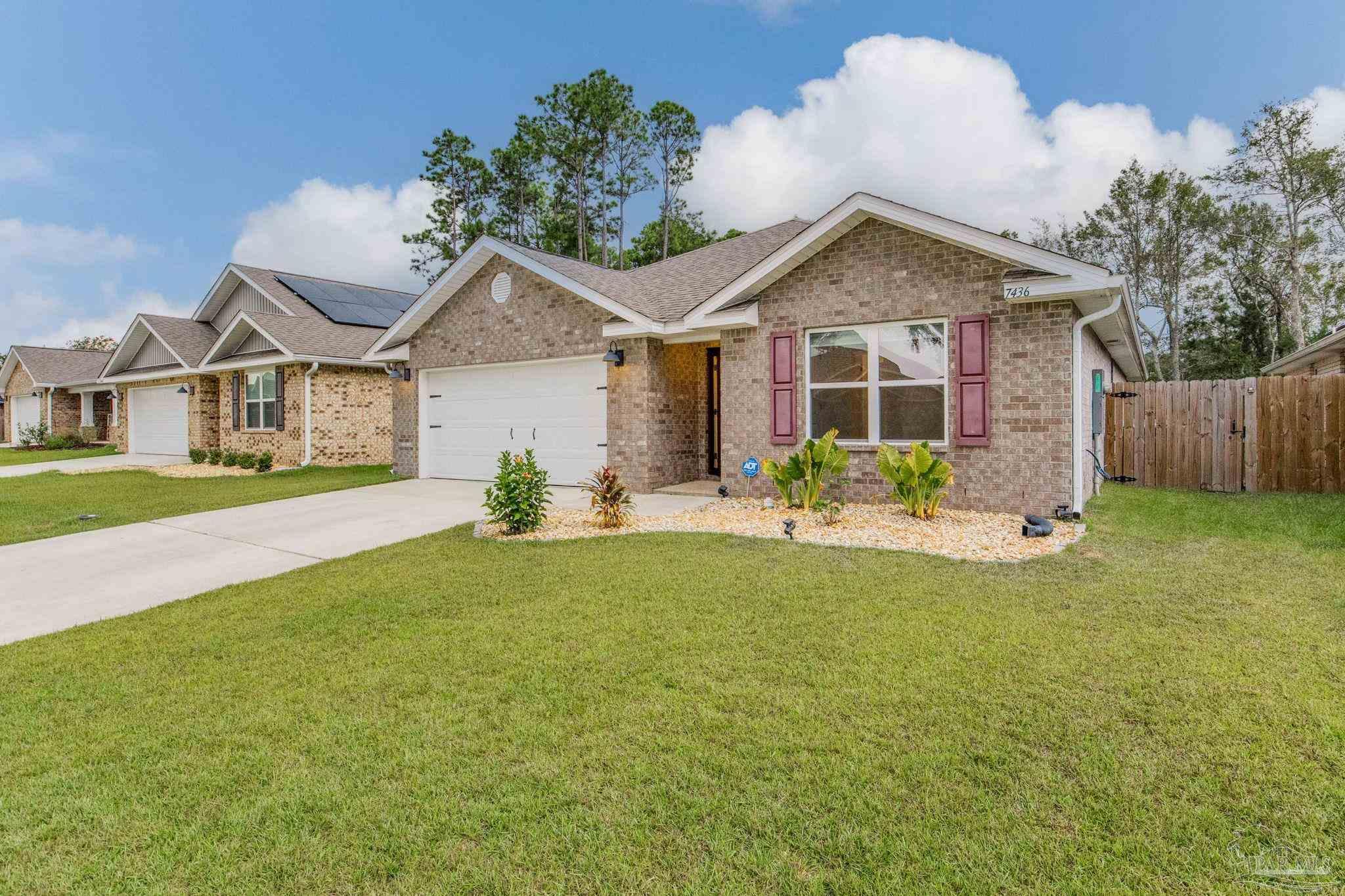 7436 Oak Lake Blvd