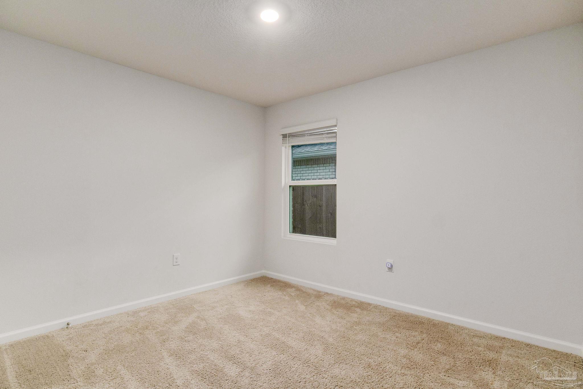 7436 Oak Lake Blvd