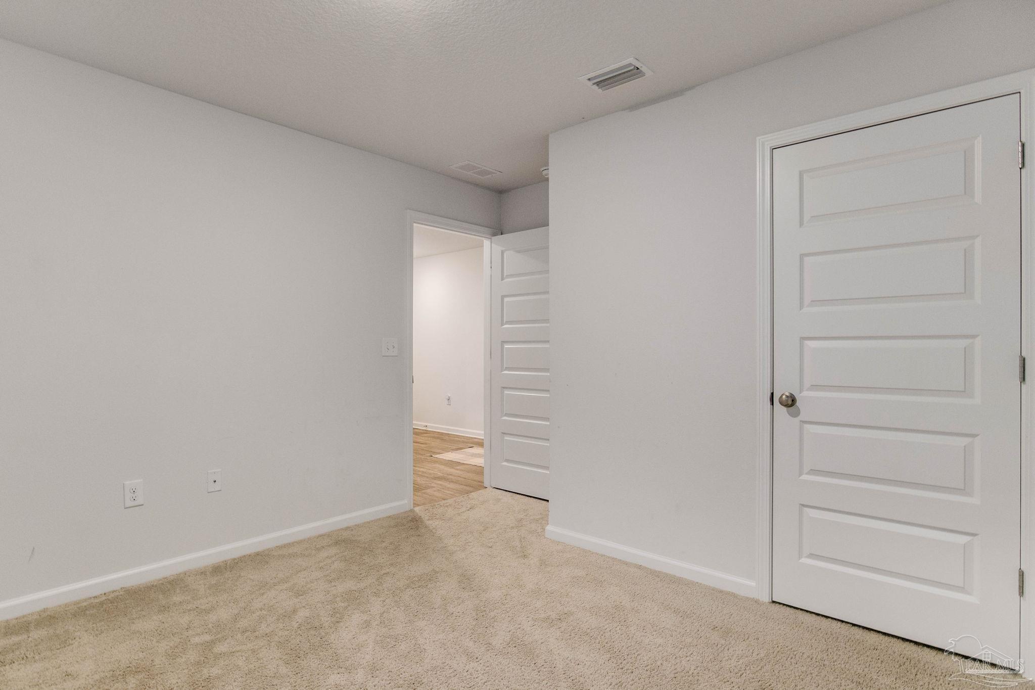 7436 Oak Lake Blvd