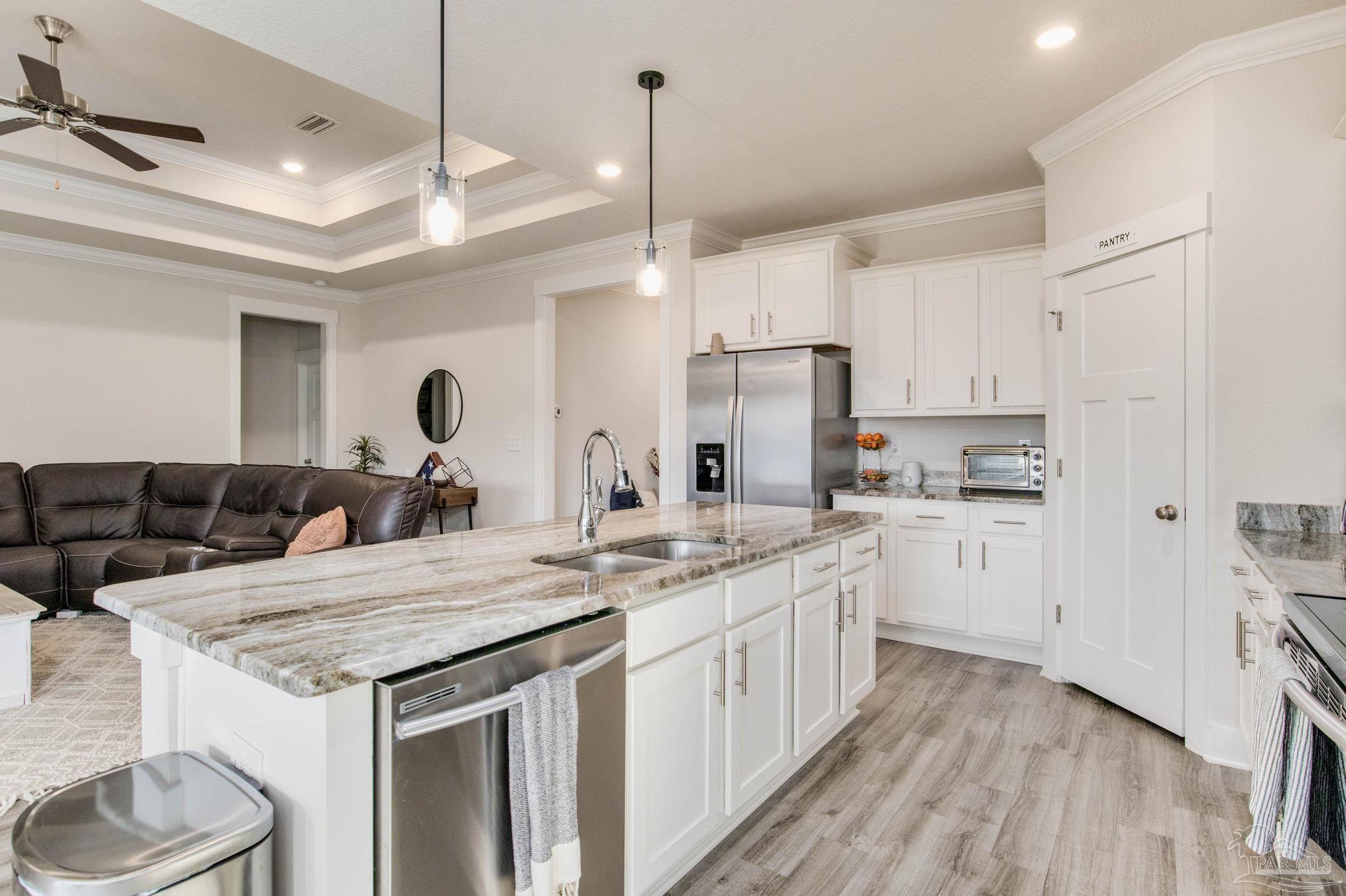 8448 Twenty One Oaks Ln