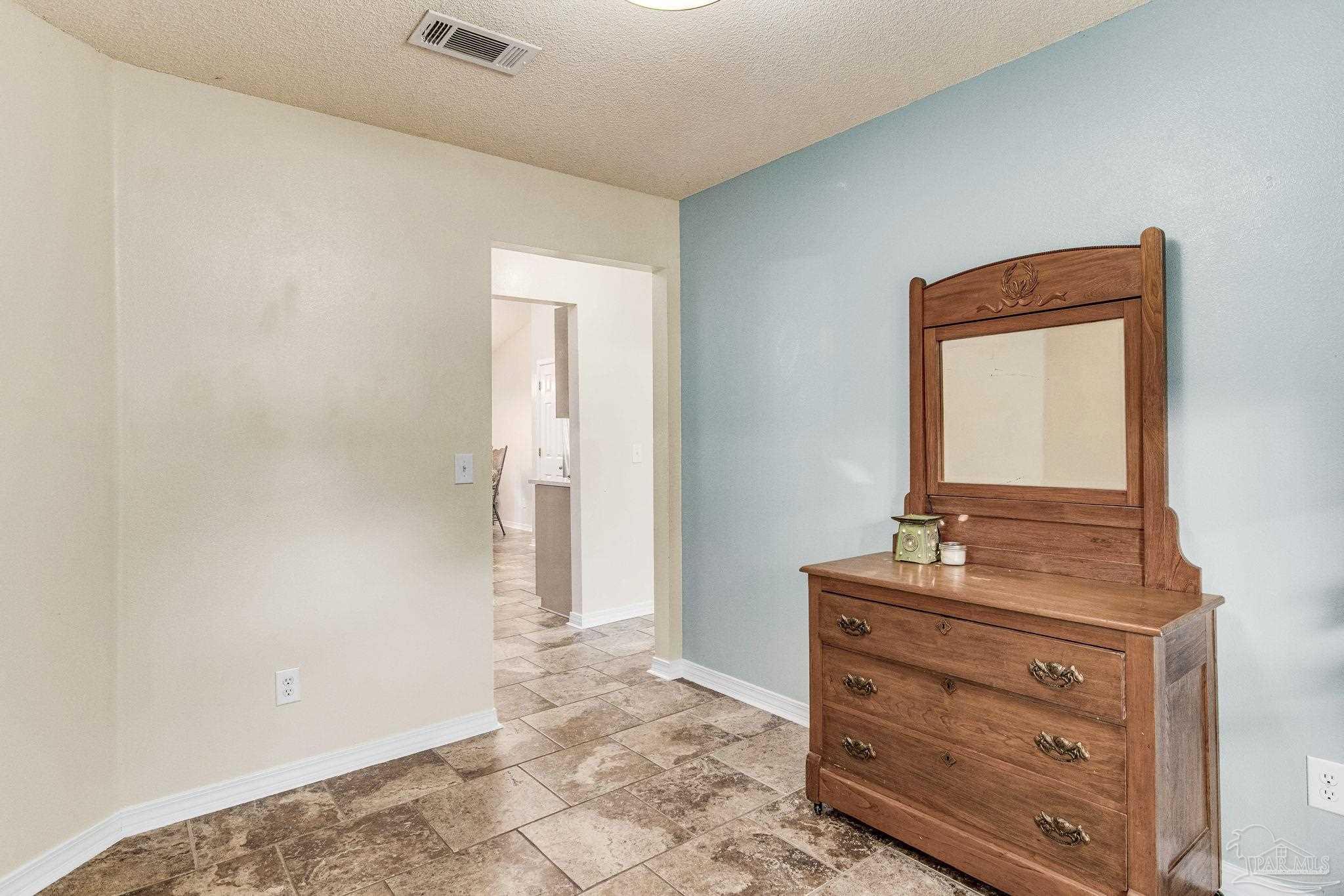 1107 Longview Ct