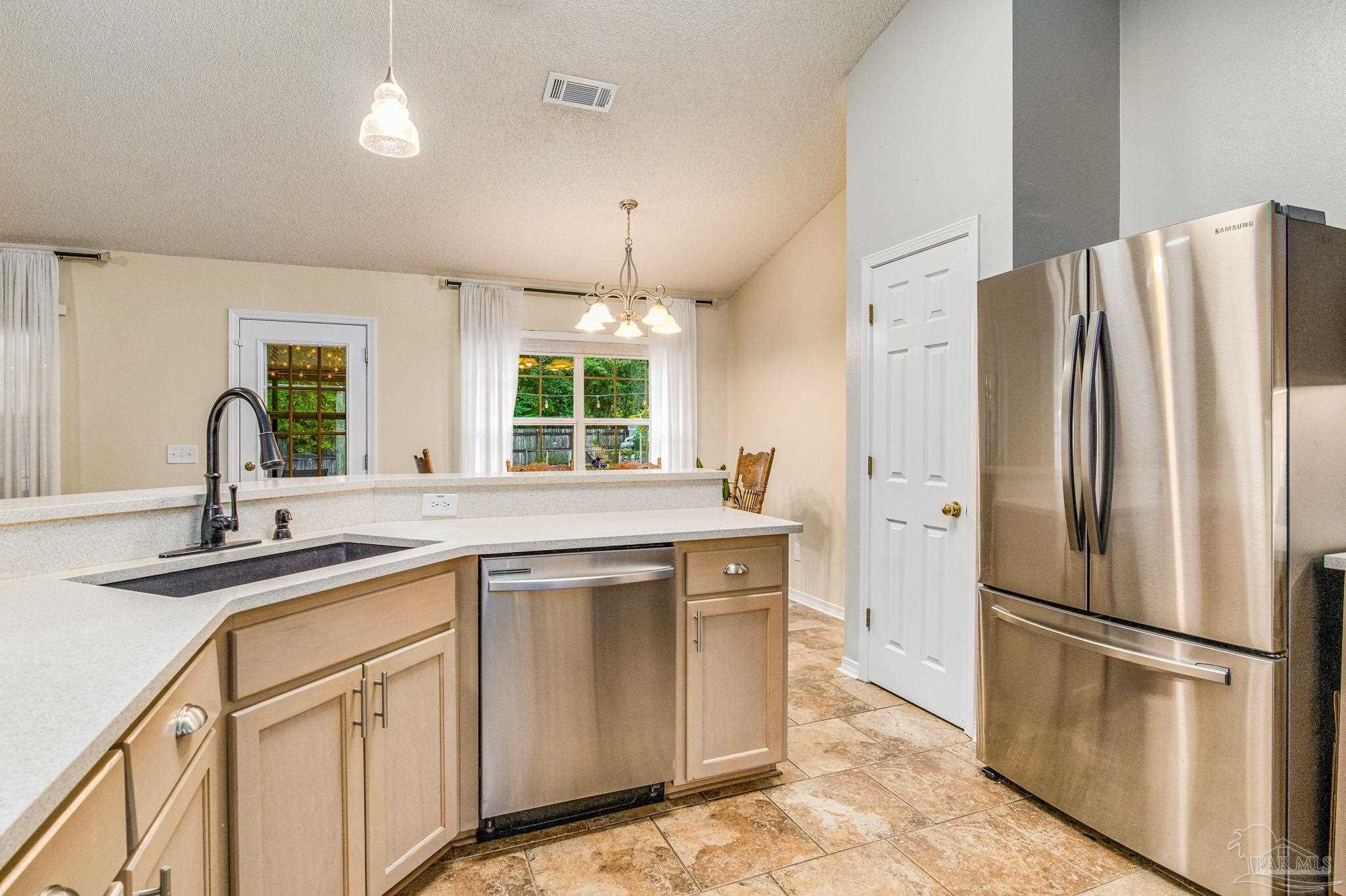 1107 Longview Ct